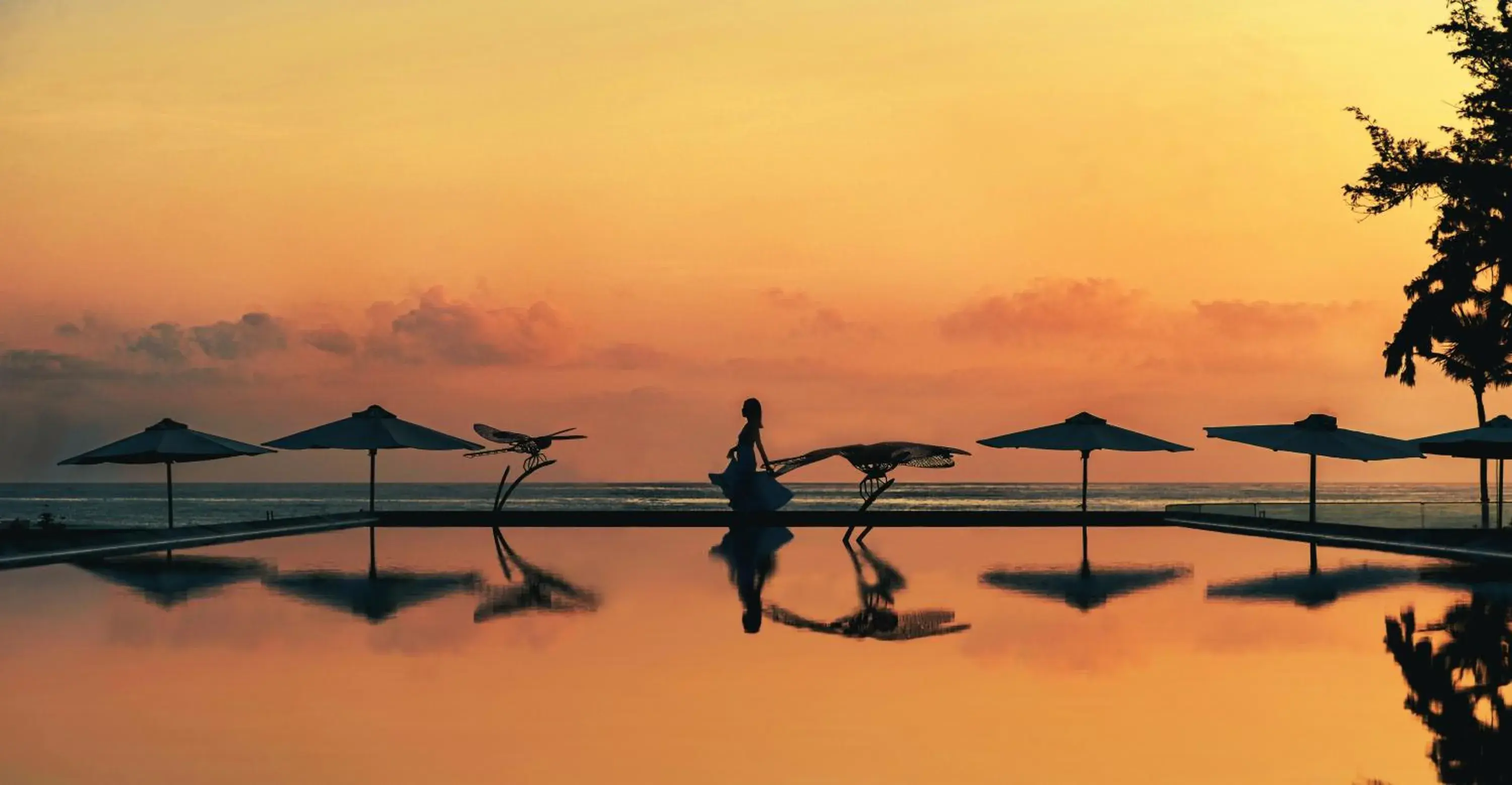 Swimming pool in Pullman Danang Beach Resort Swimming pool in Pullman Danang Beach Resort