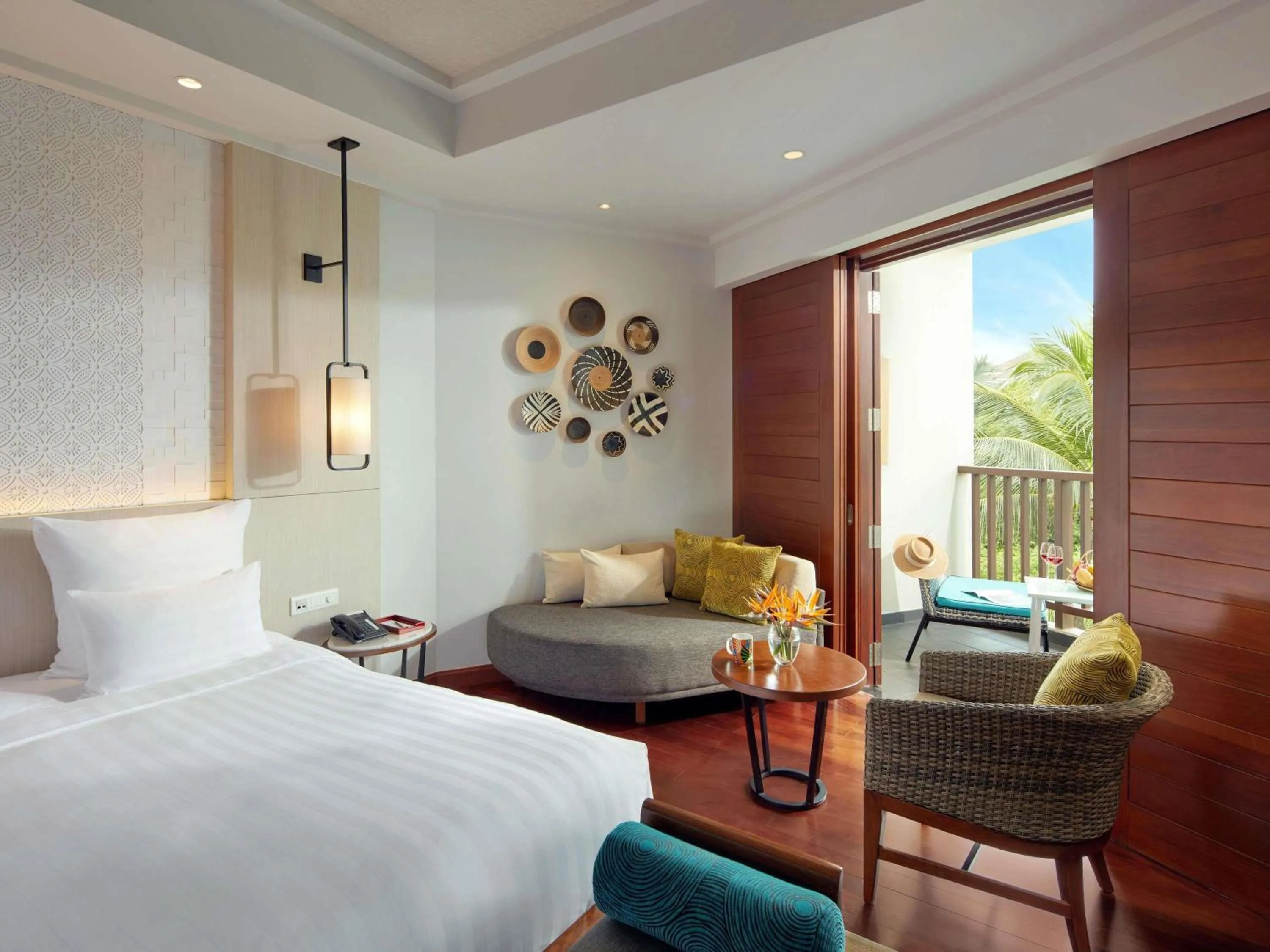 Photo of the whole room, Bed in Pullman Danang Beach Resort