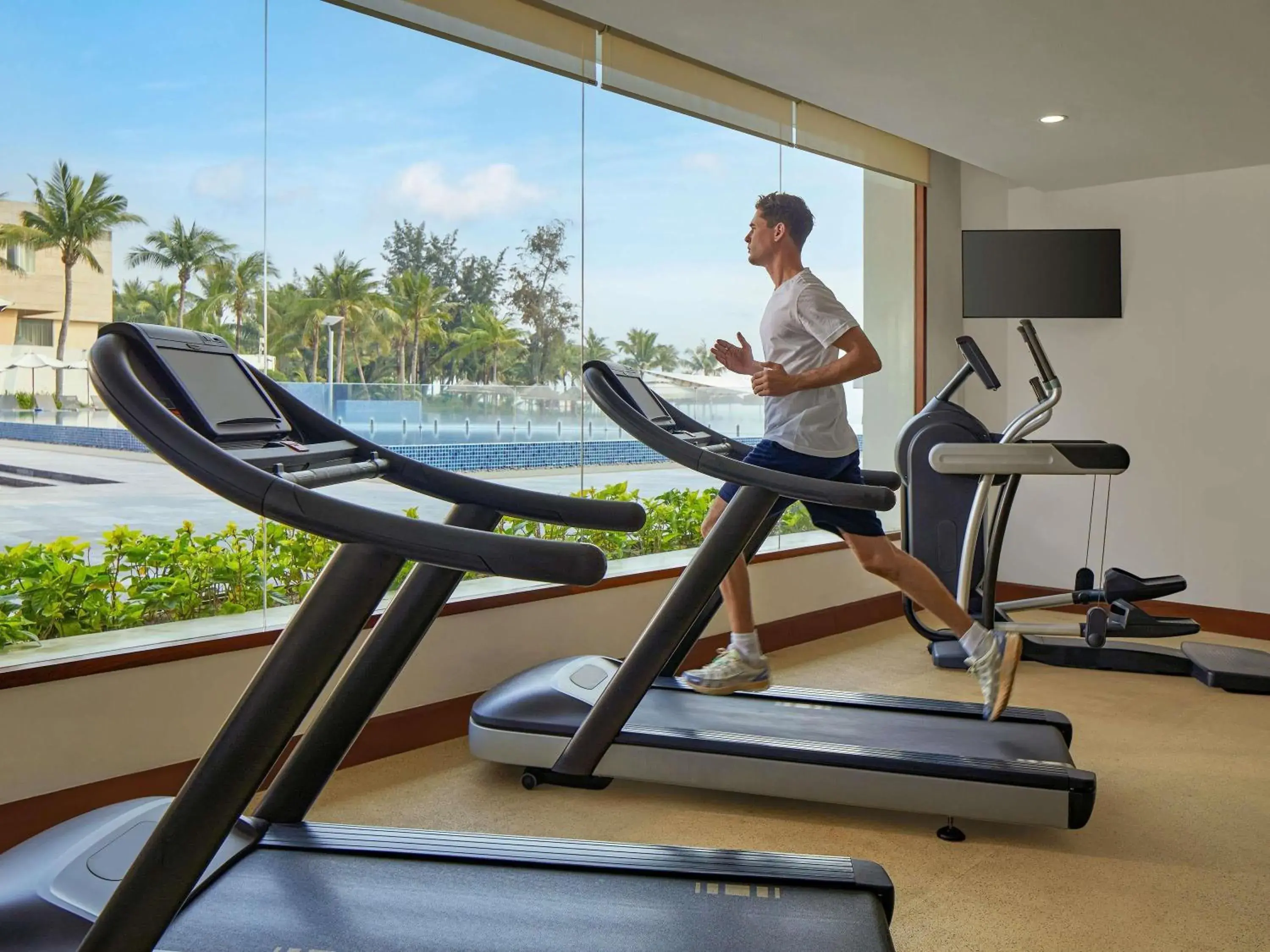 Fitness centre/facilities in Pullman Danang Beach Resort Fitness centre/facilities in Pullman Danang Beach Resort