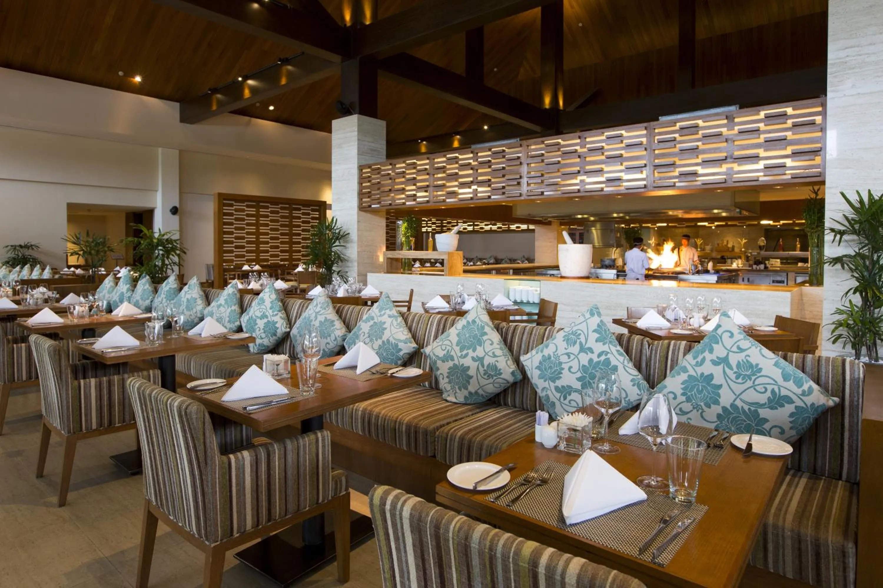 Restaurant/places to eat in Pullman Danang Beach Resort