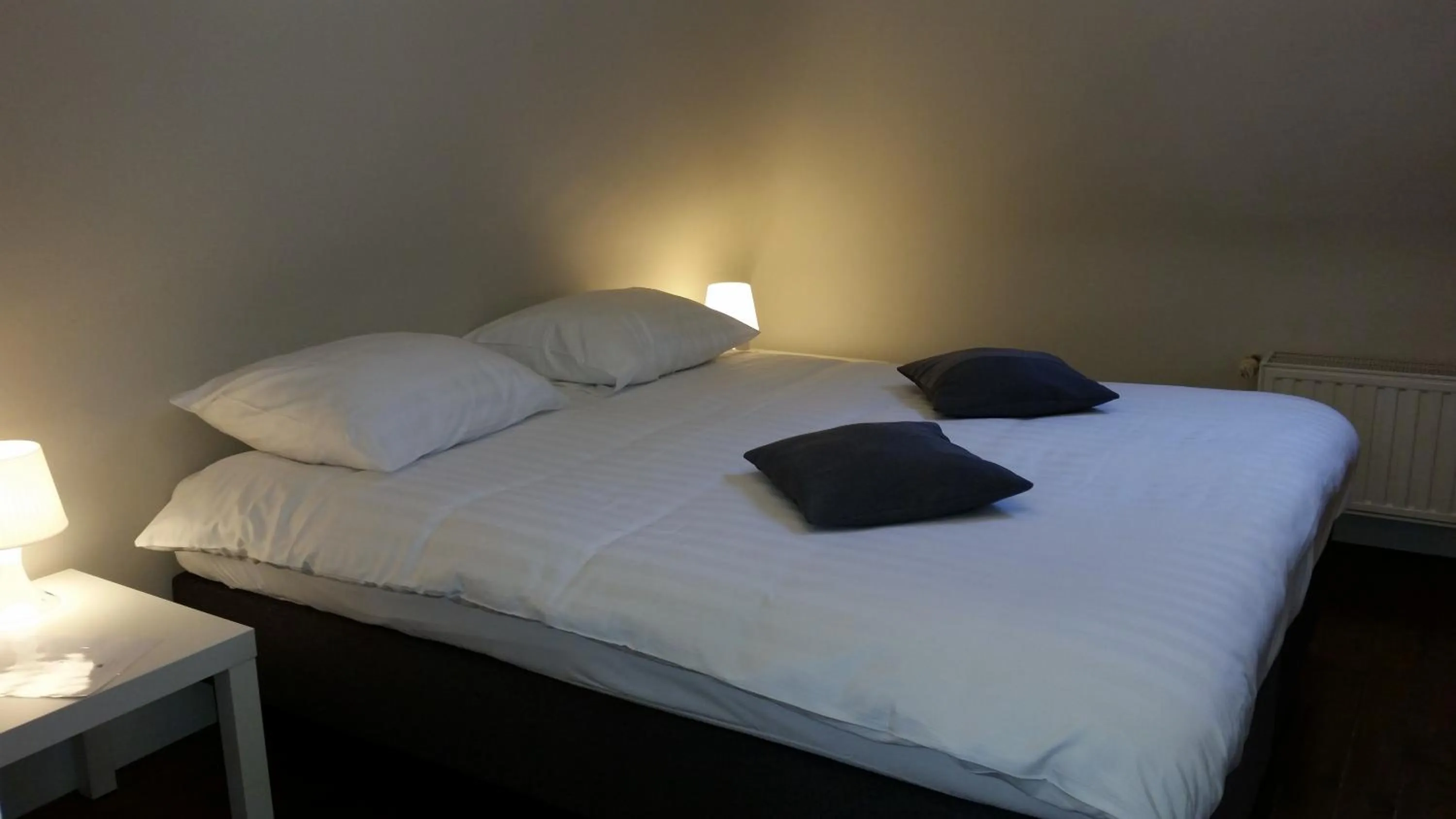 Bed in B&B Charles Cabour