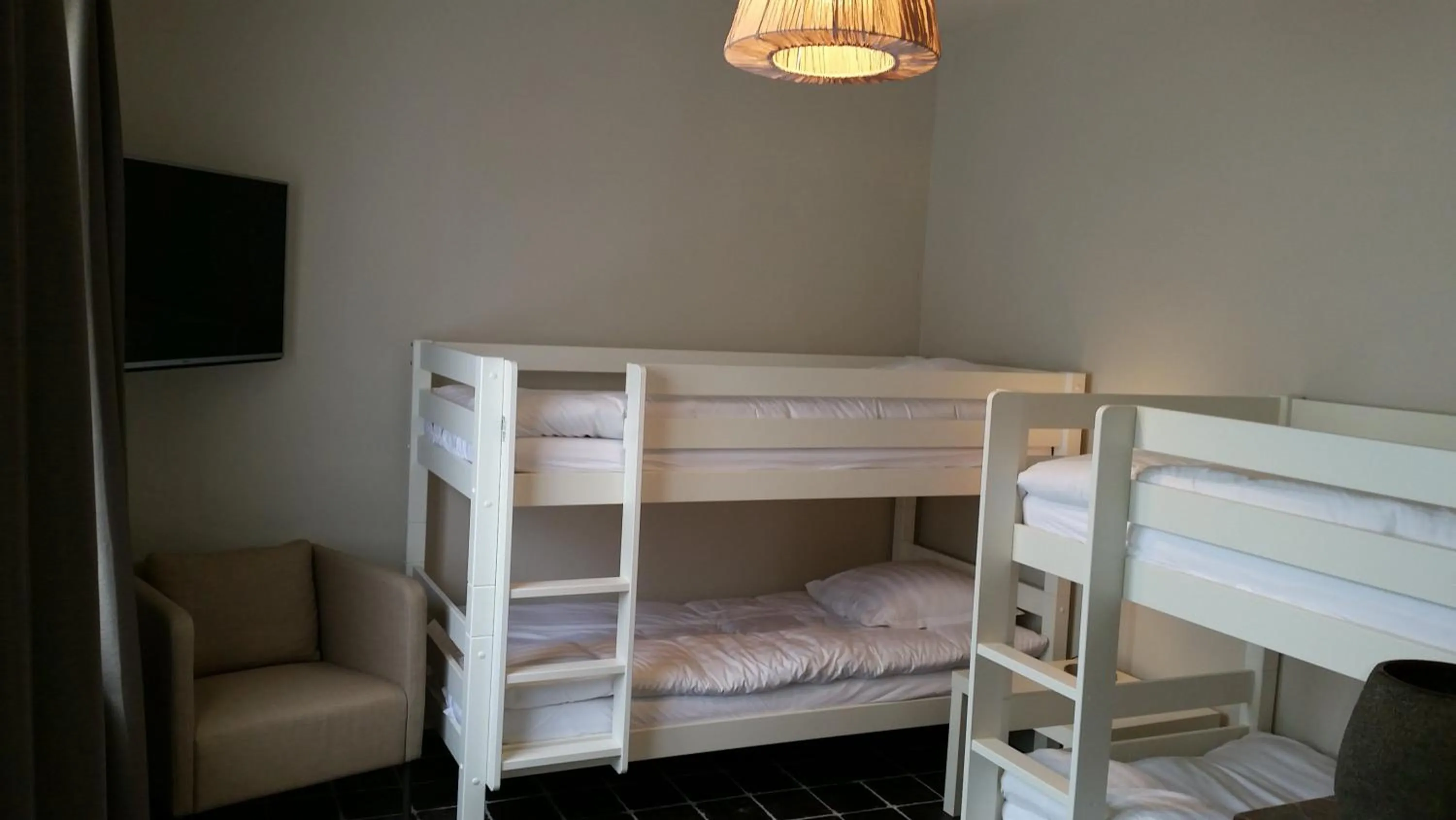 bunk bed, Bed in B&B Charles Cabour