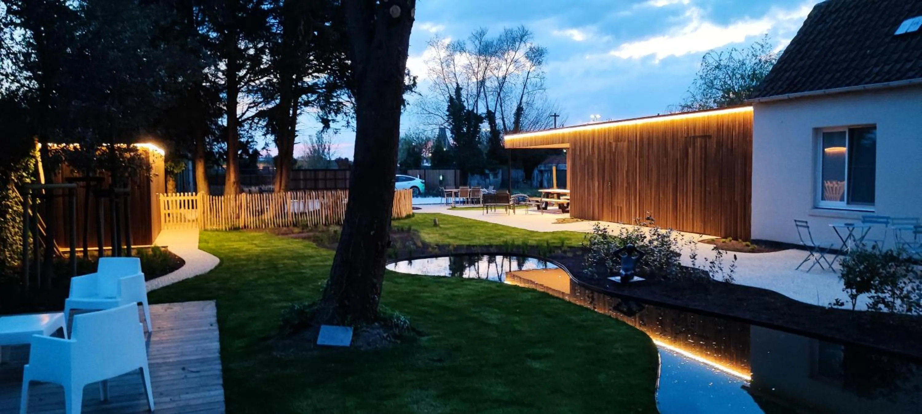 Garden in B&B Charles Cabour