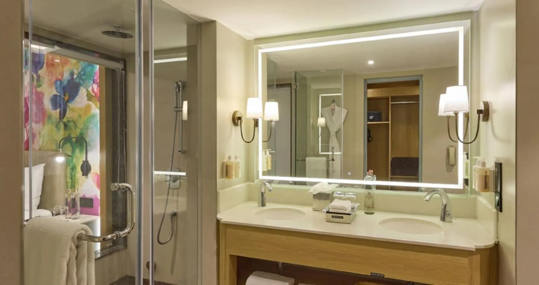 Bathroom in Hotel Royal Orchid Bangalore