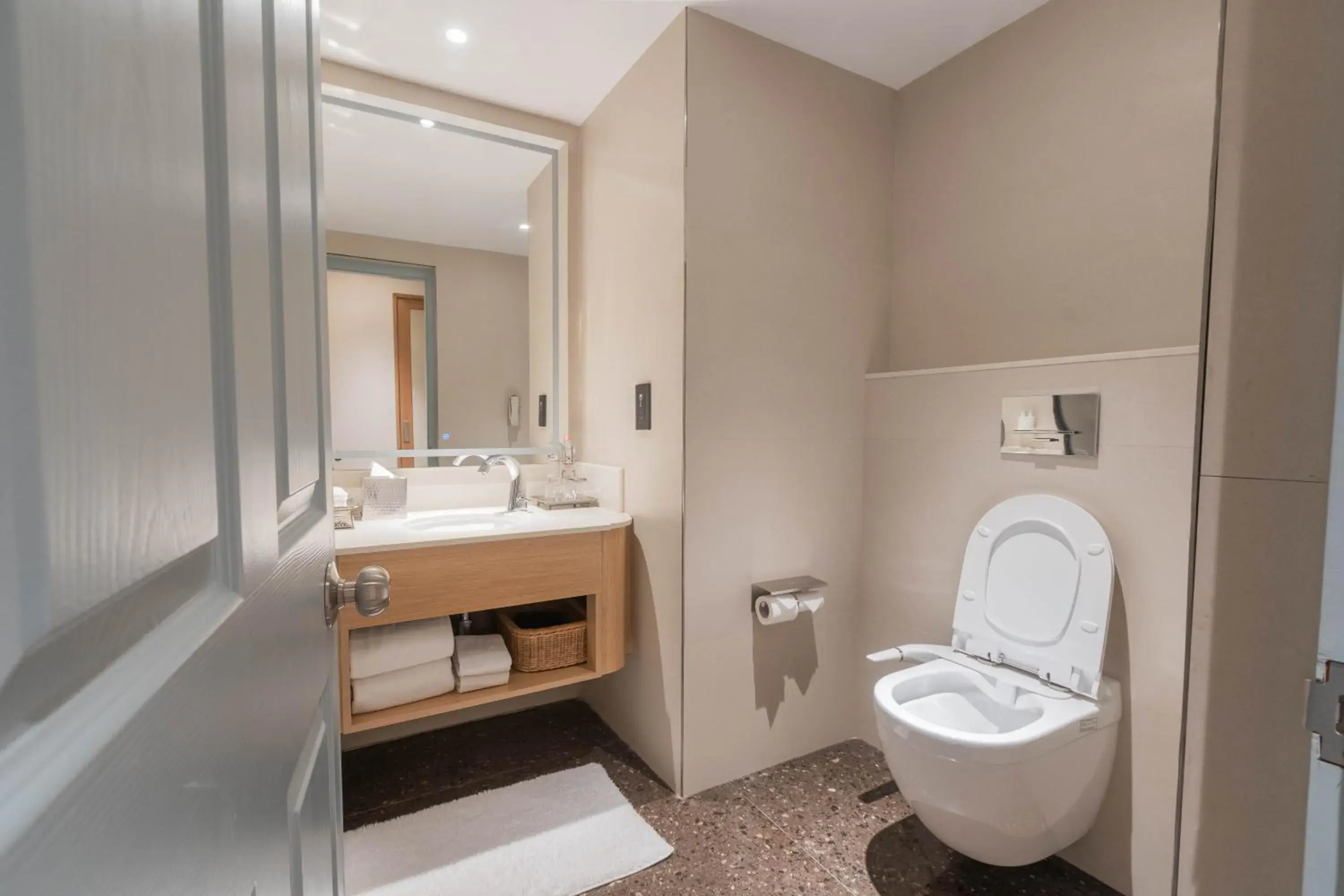 Orchid Club - single occupancy in Hotel Royal Orchid Bangalore Orchid Club - single occupancy in Hotel Royal Orchid Bangalore