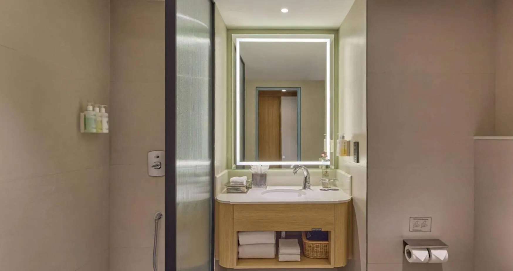 Bathroom in Hotel Royal Orchid Bangalore