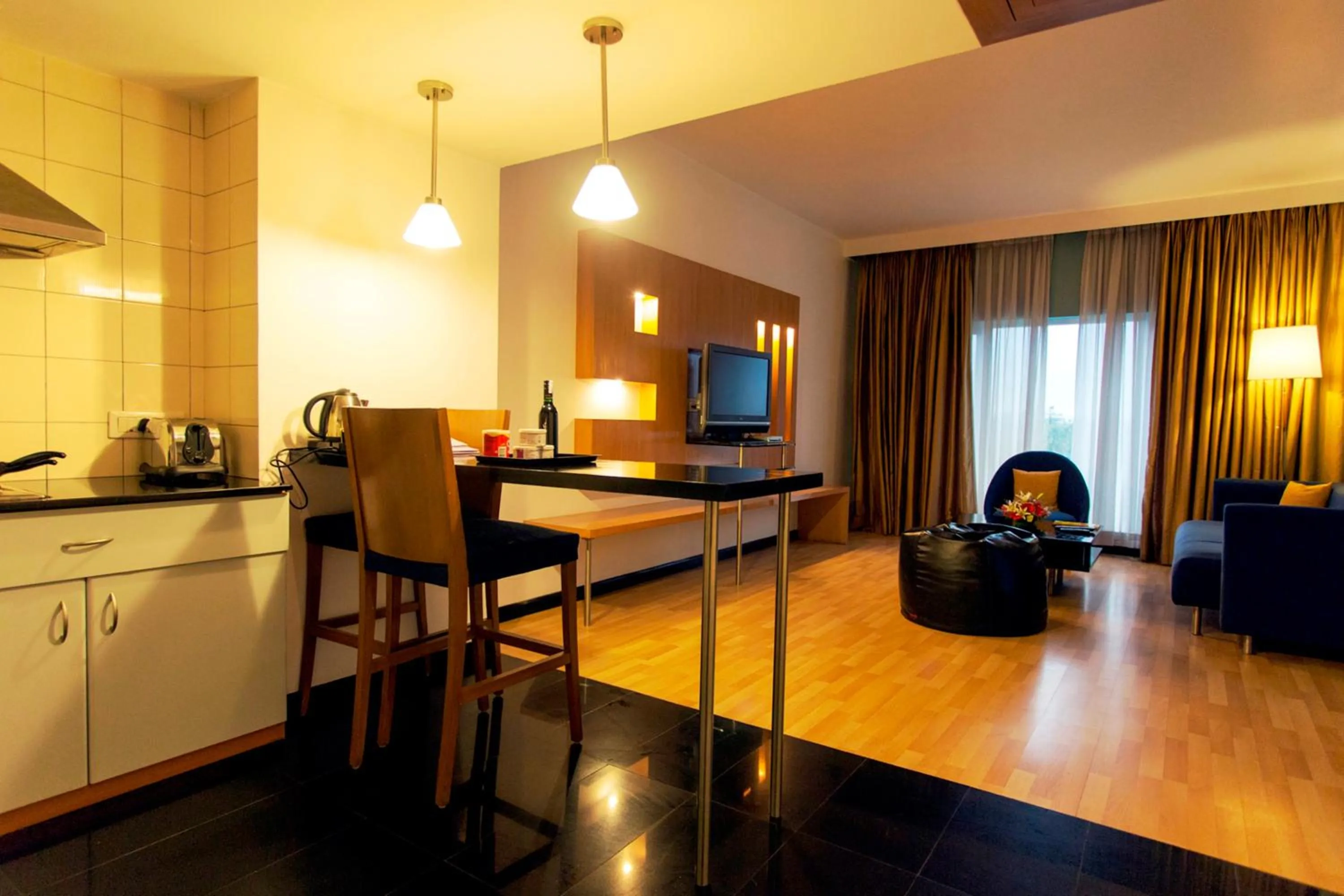 Living room in Hotel Royal Orchid Bangalore