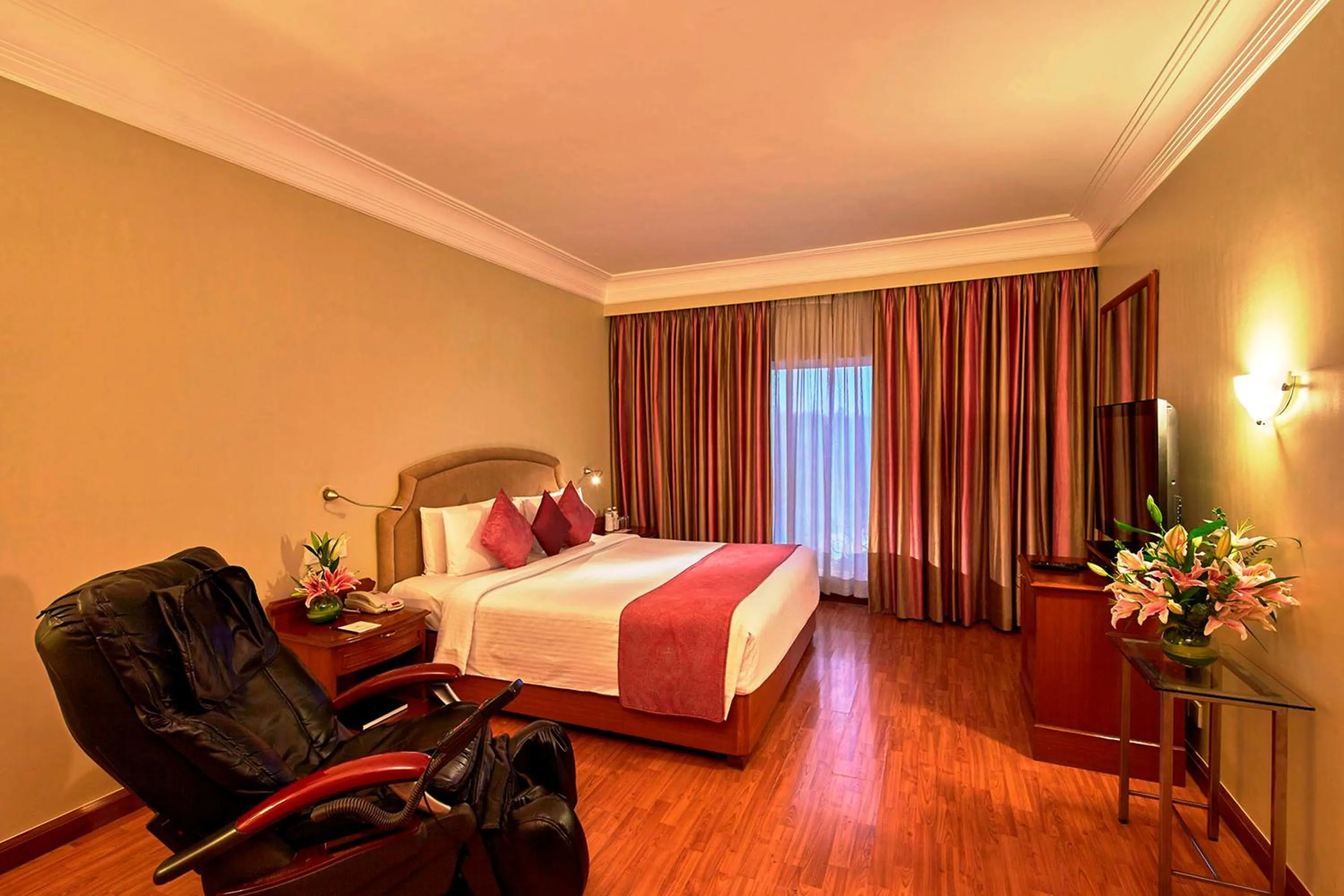 Bedroom, Bed in Hotel Royal Orchid Bangalore