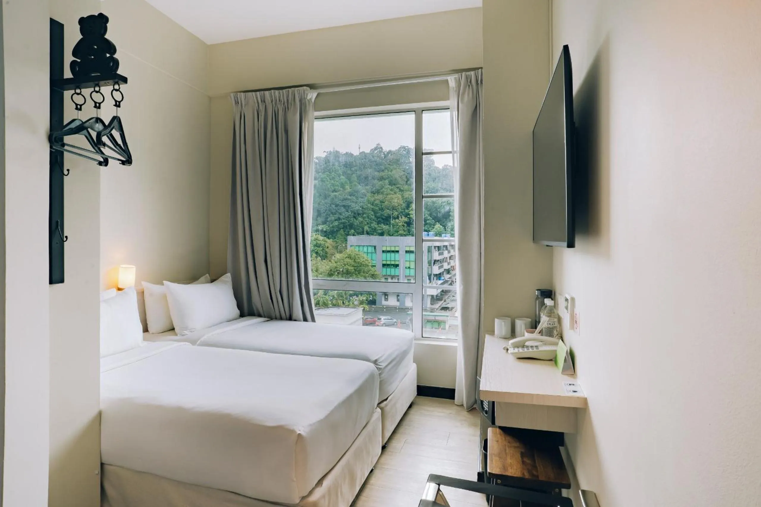 Bedroom, Bed in Cititel Express Kota Kinabalu