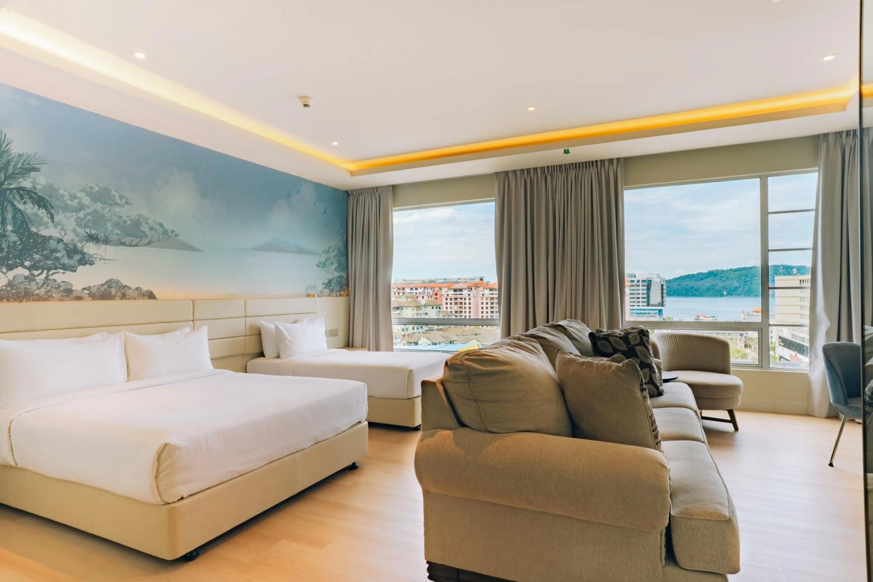 Bedroom, Bed in Cititel Express Kota Kinabalu