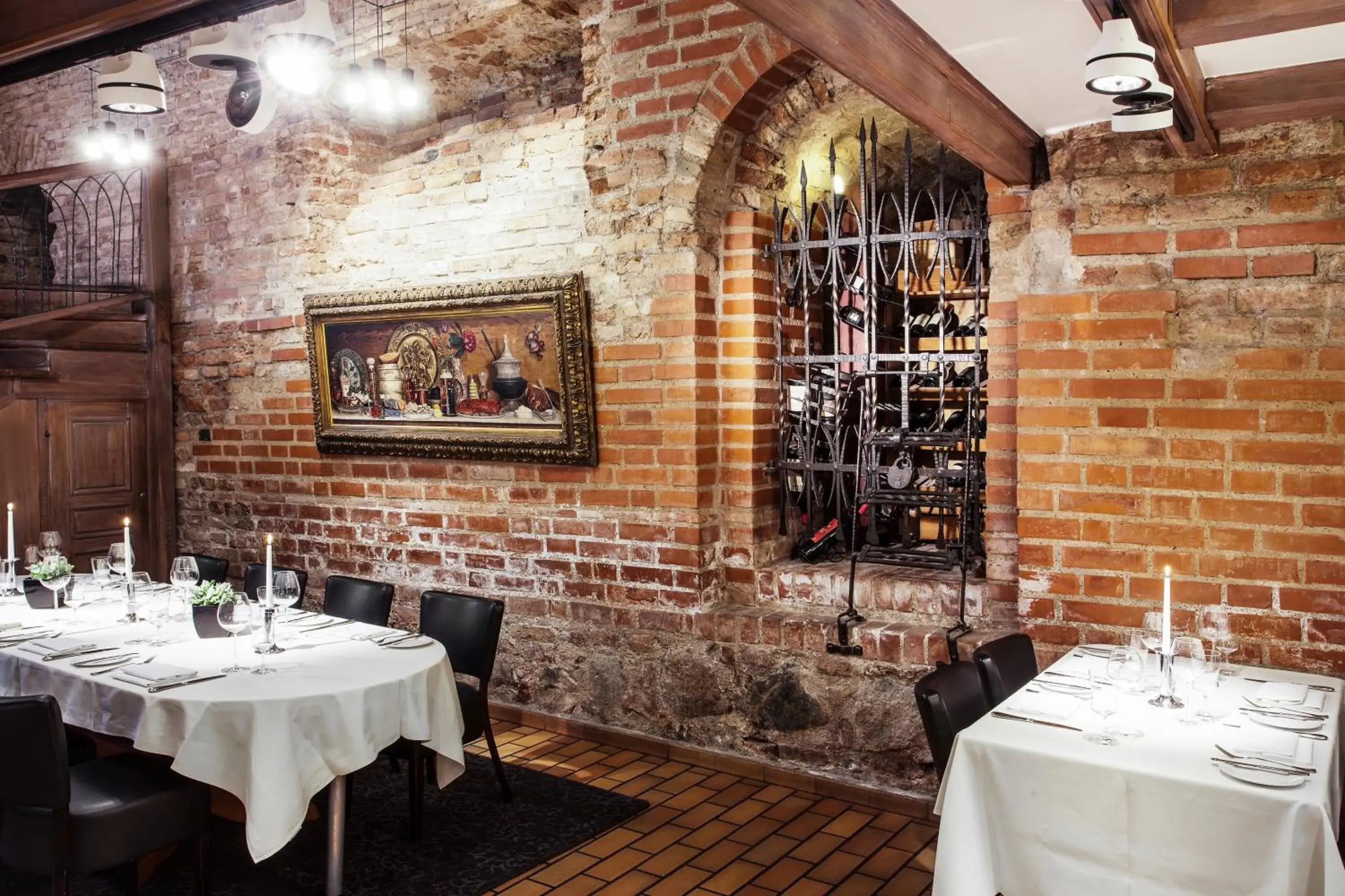 Restaurant/places to eat in Mabre Residence Restaurant/places to eat in Mabre Residence