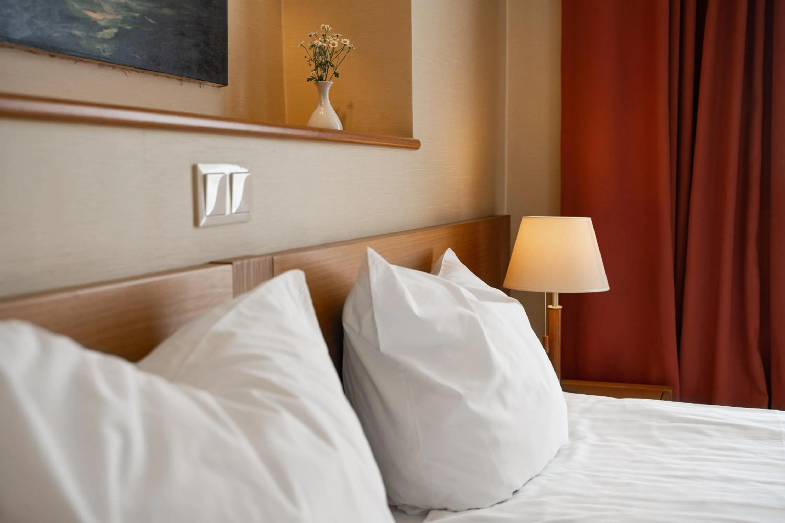 Bed in Mabre Residence