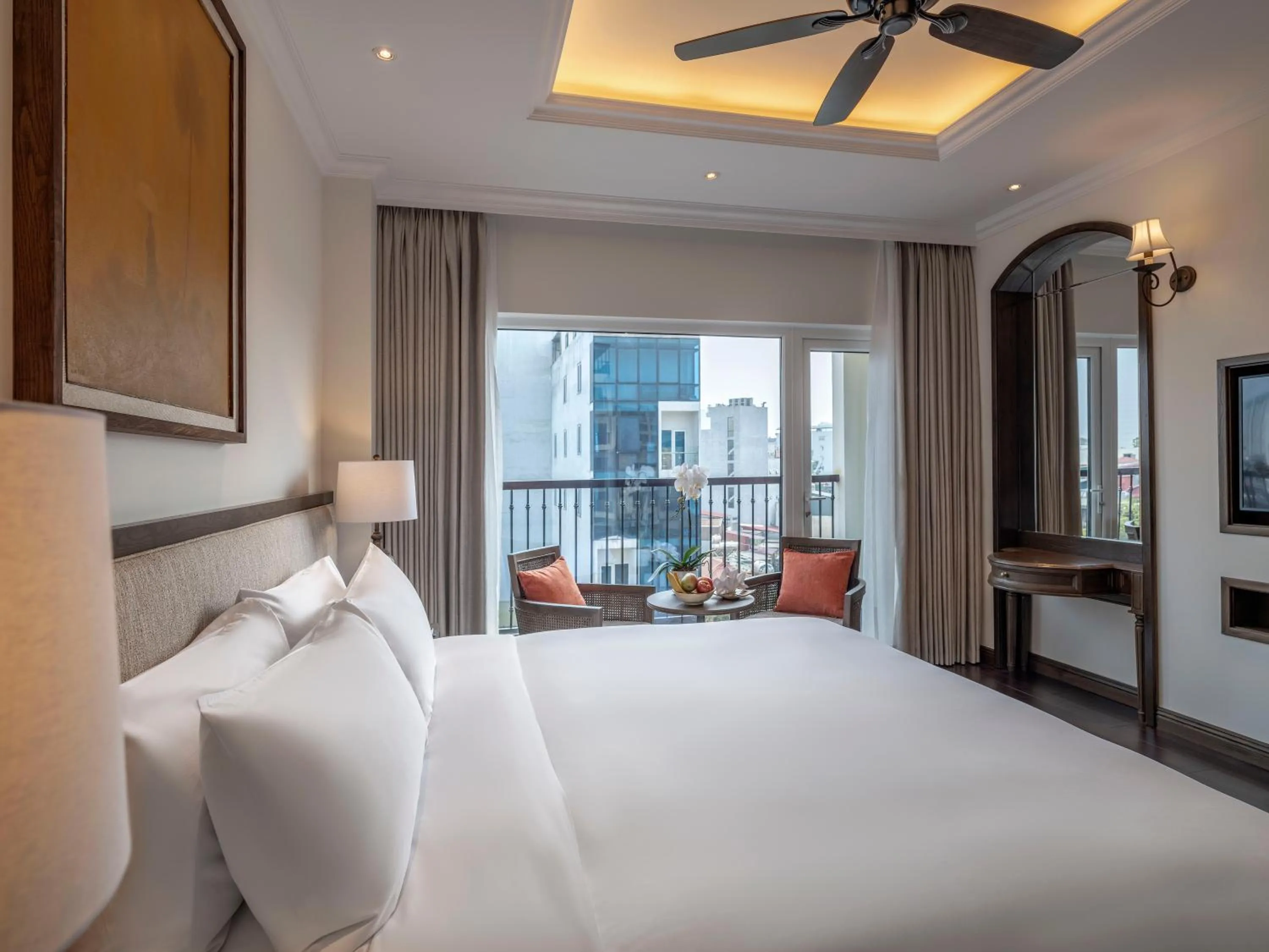 Bed in De Syloia Hotel