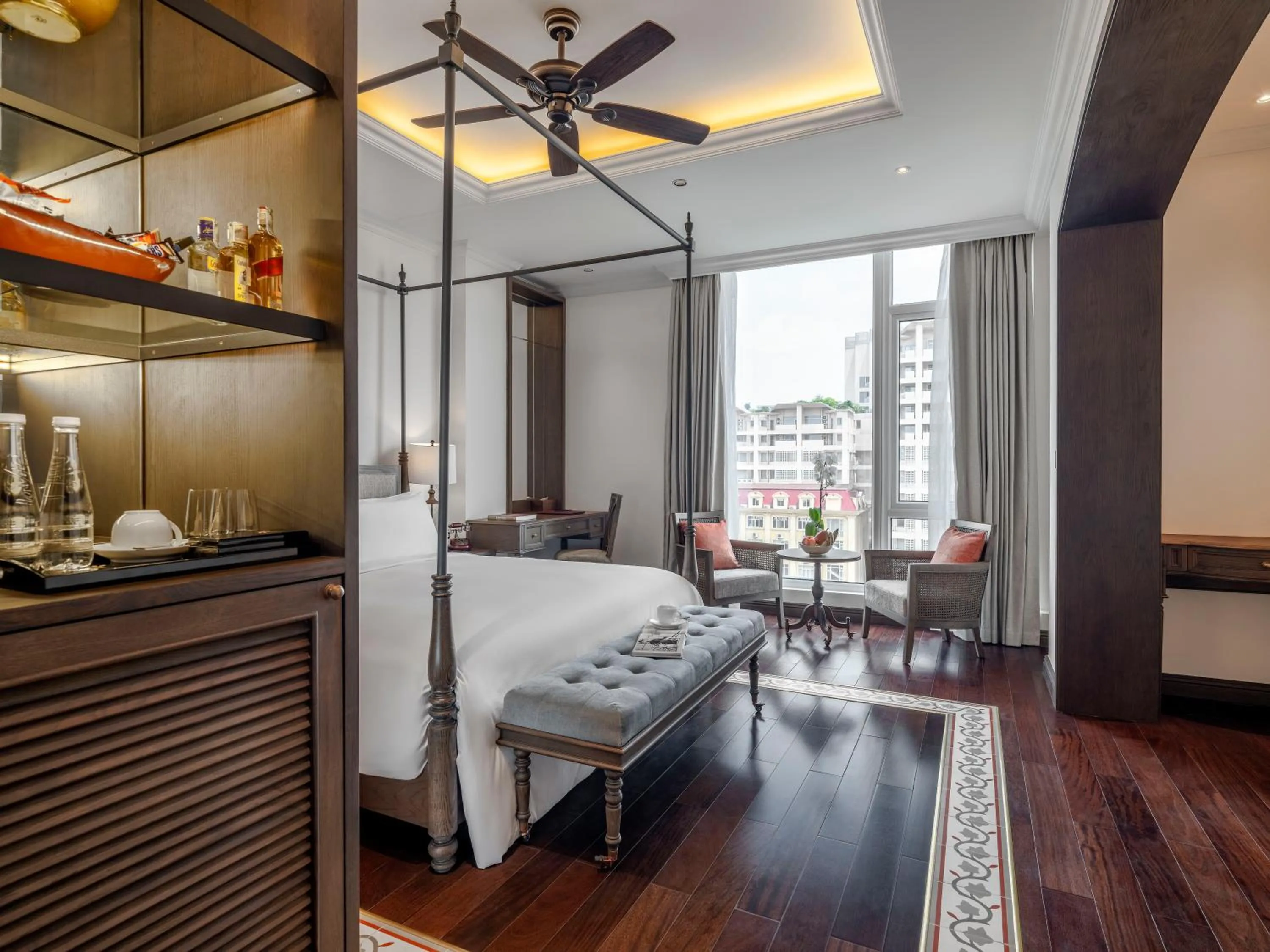 Seating area, Bed in De Syloia Hotel