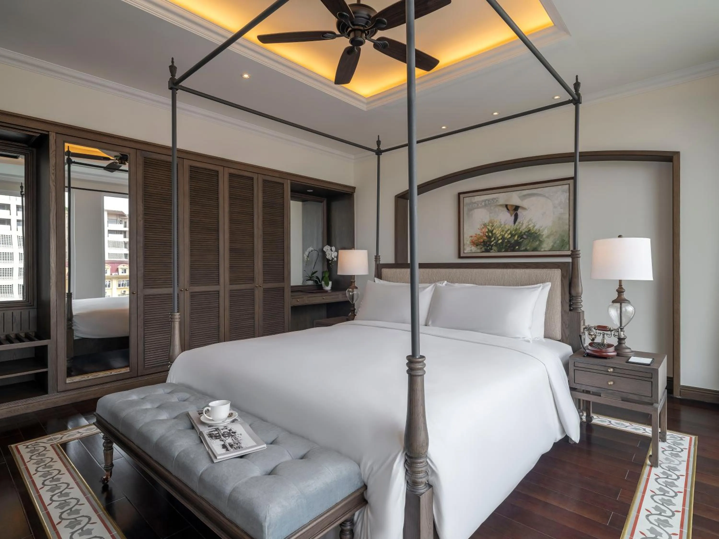 Bed in De Syloia Hotel