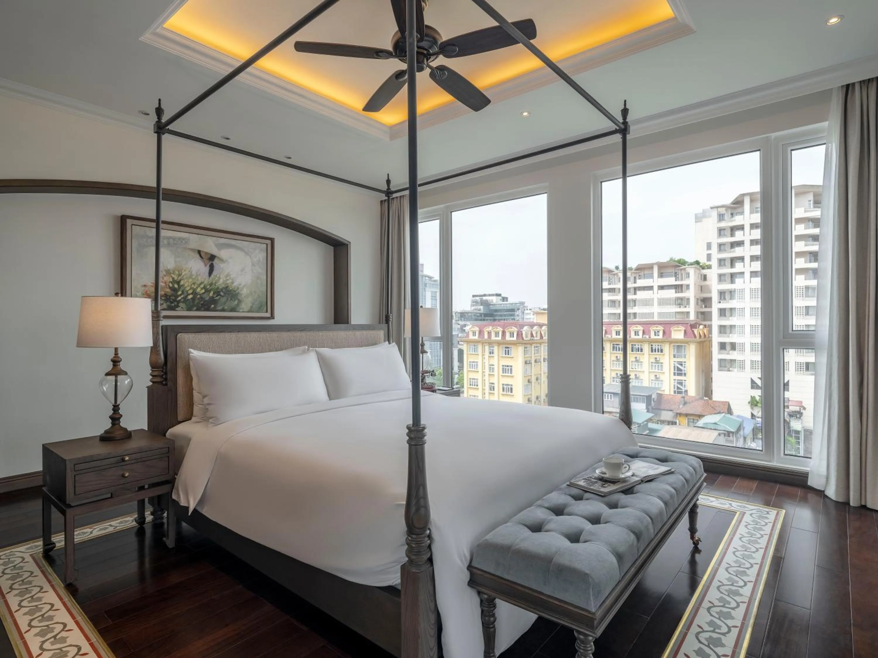 Bed in De Syloia Hotel