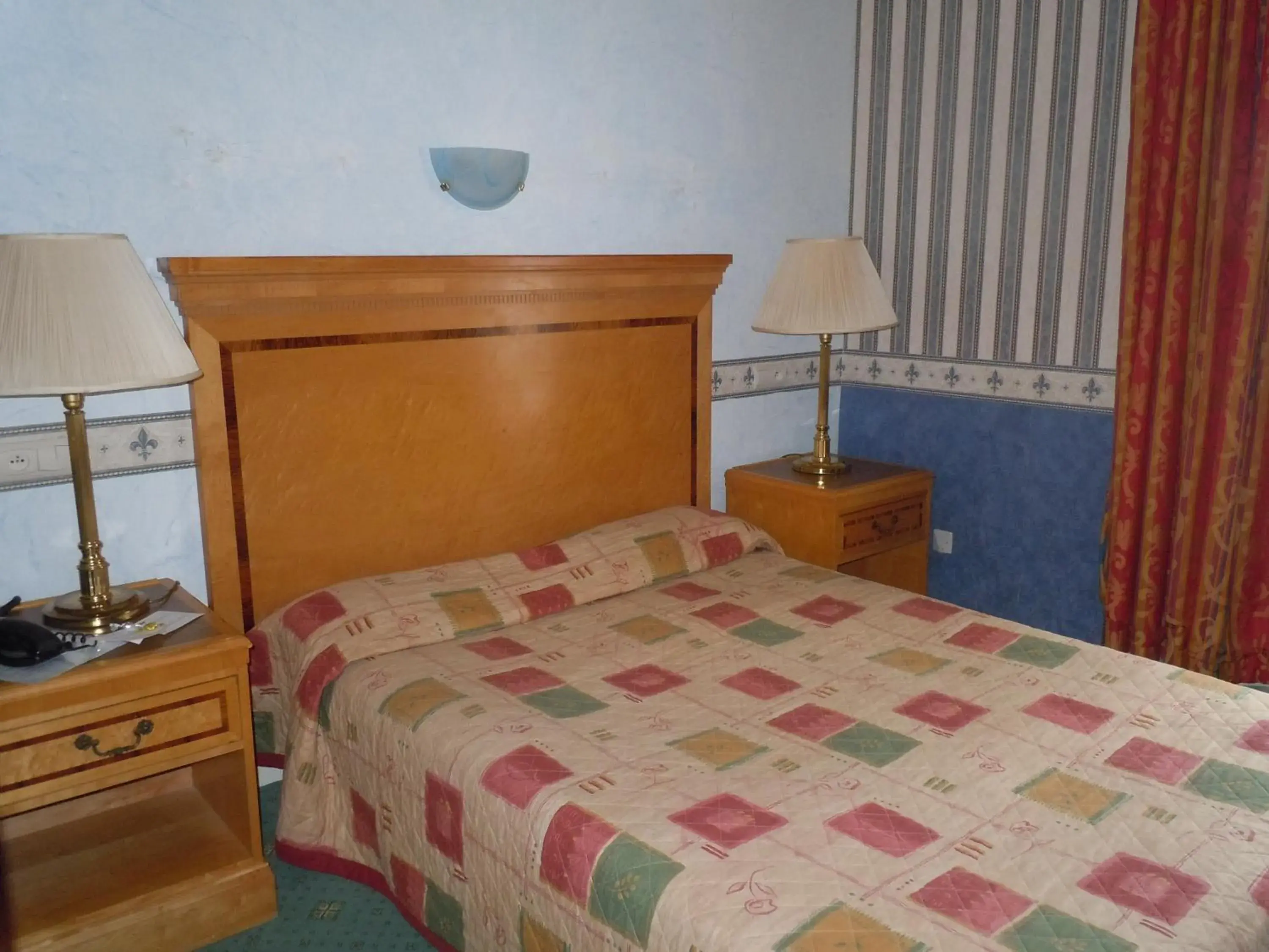 Comfort Double Room in La Croix Blanche Comfort Double Room in La Croix Blanche