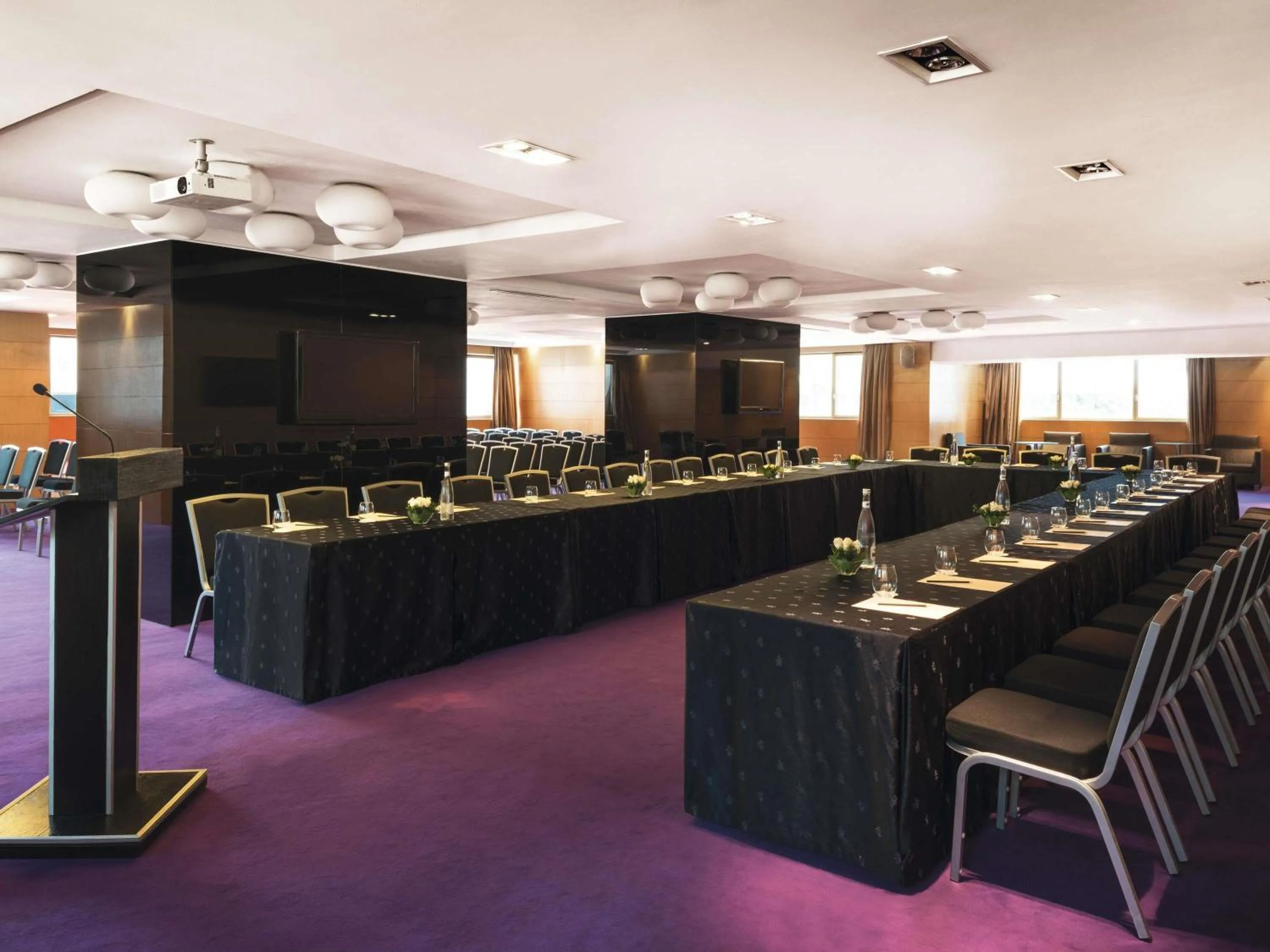 Meeting/conference room in Mövenpick Hotel Casablanca