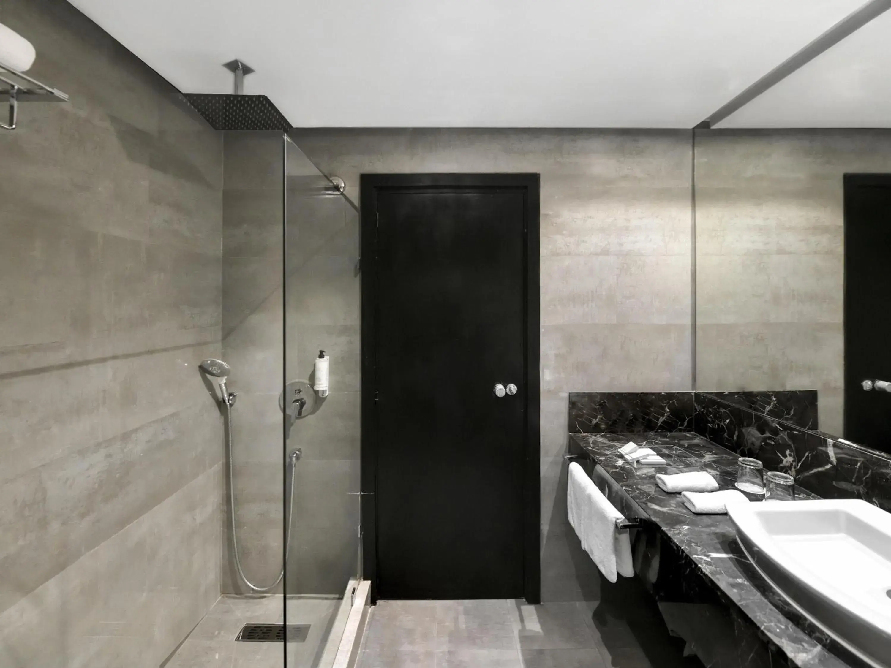 Bedroom, Bed in Mövenpick Hotel Casablanca Bedroom, Bed in Mövenpick Hotel Casablanca