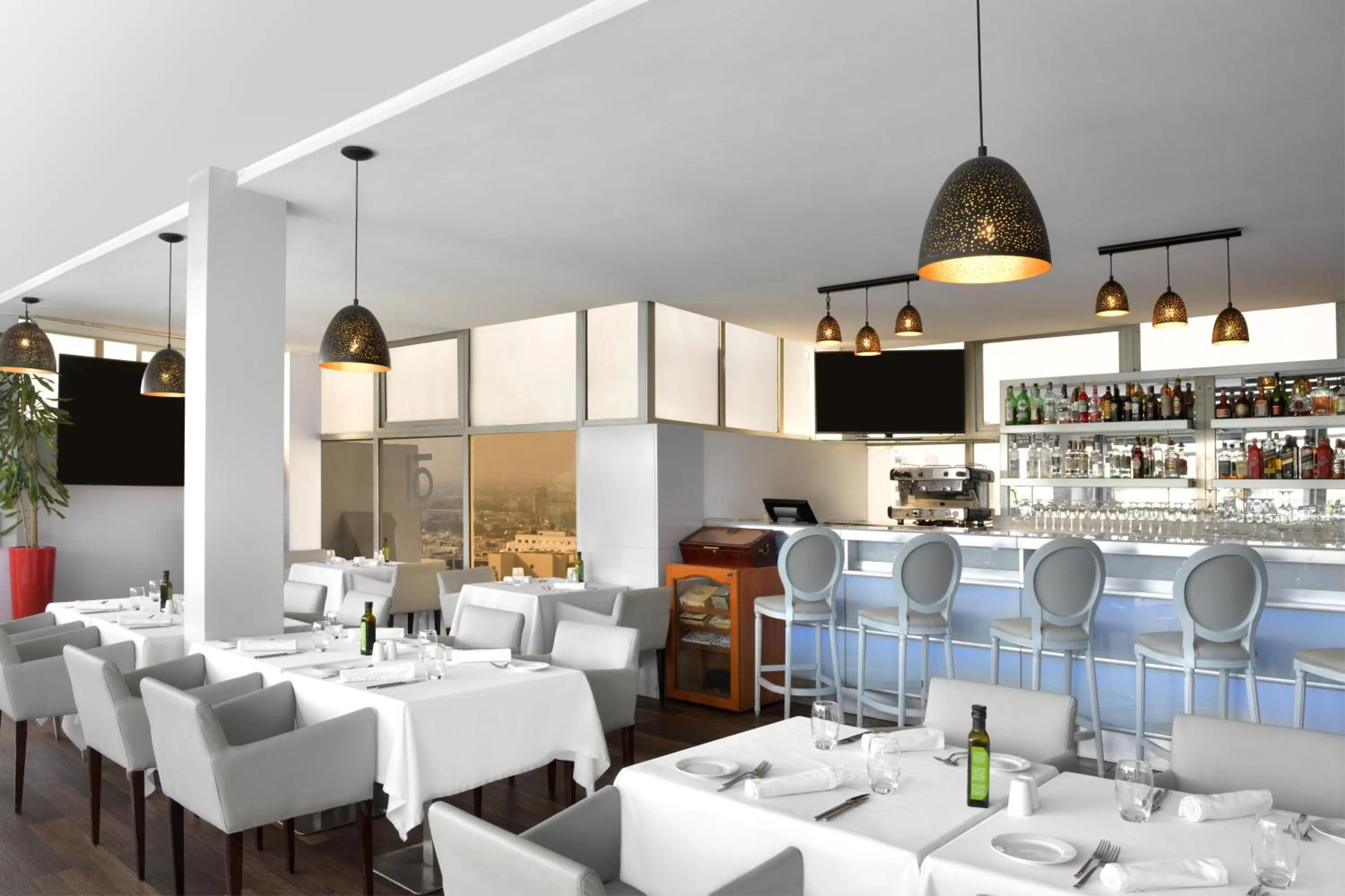 Restaurant/places to eat in Mövenpick Hotel Casablanca