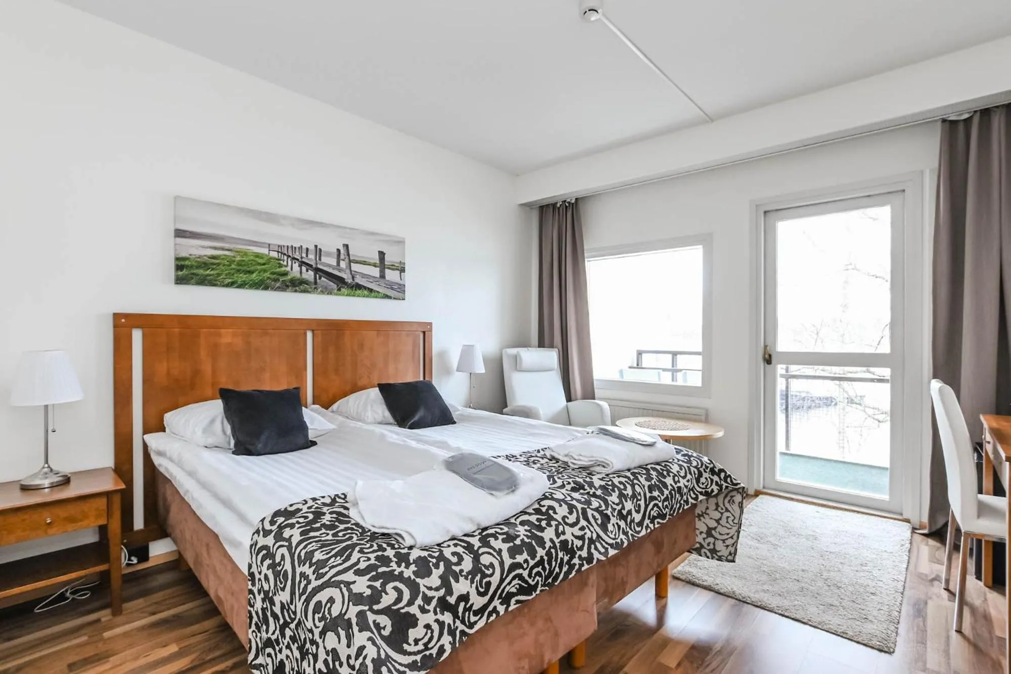 Bedroom, Bed in Hotel Kumpeli Spa