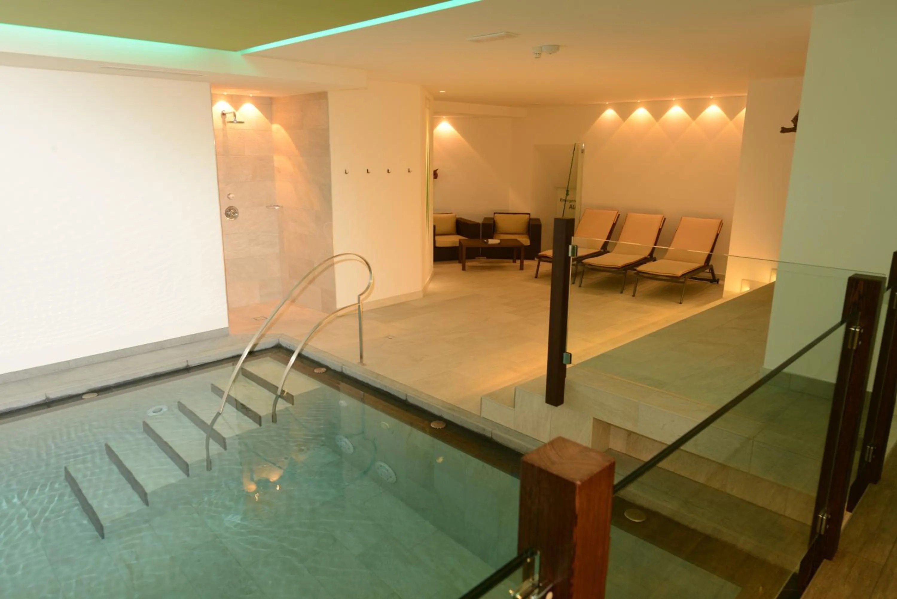 Swimming pool in Hotel Grien