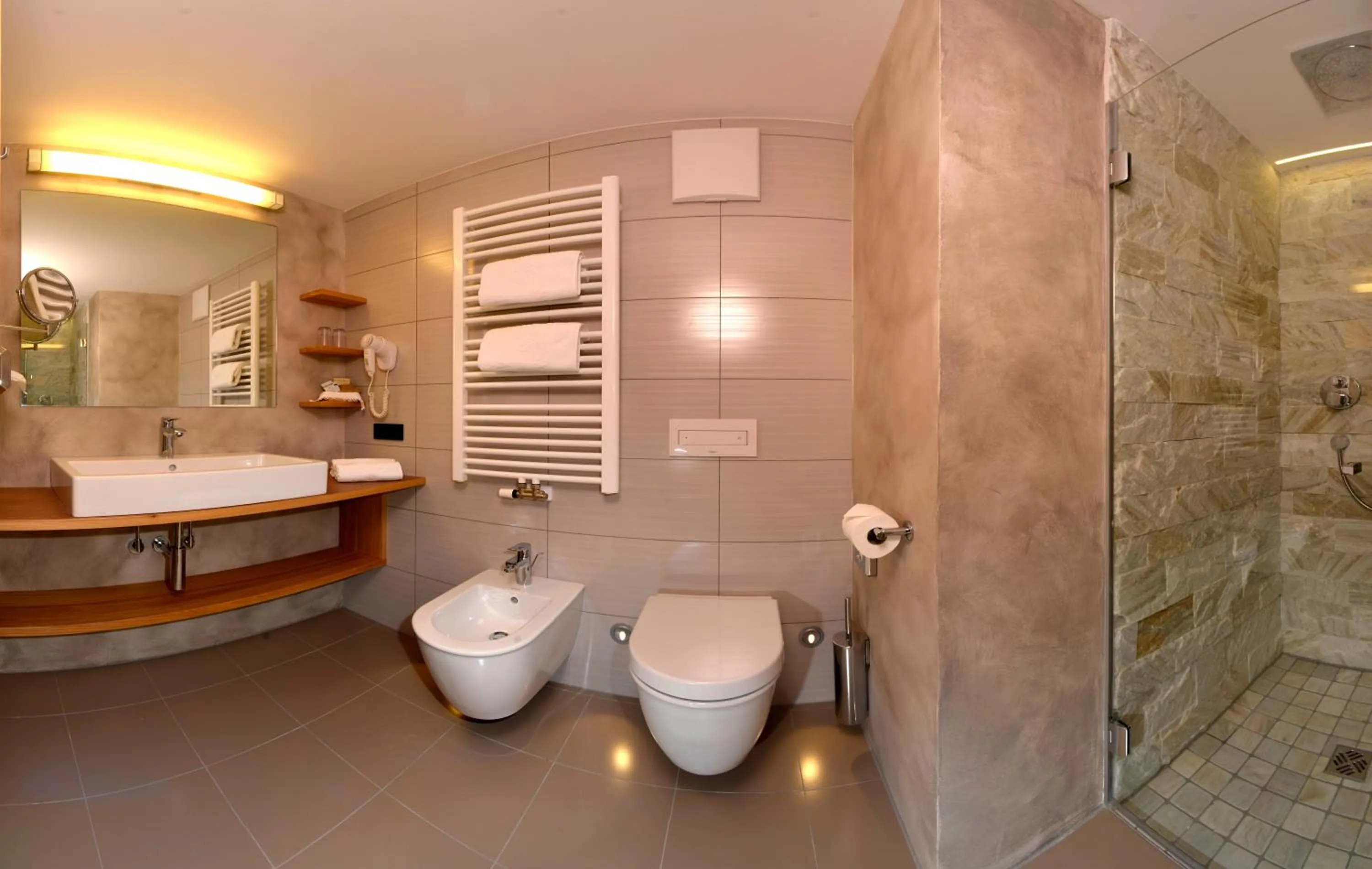 Bathroom in Hotel Grien