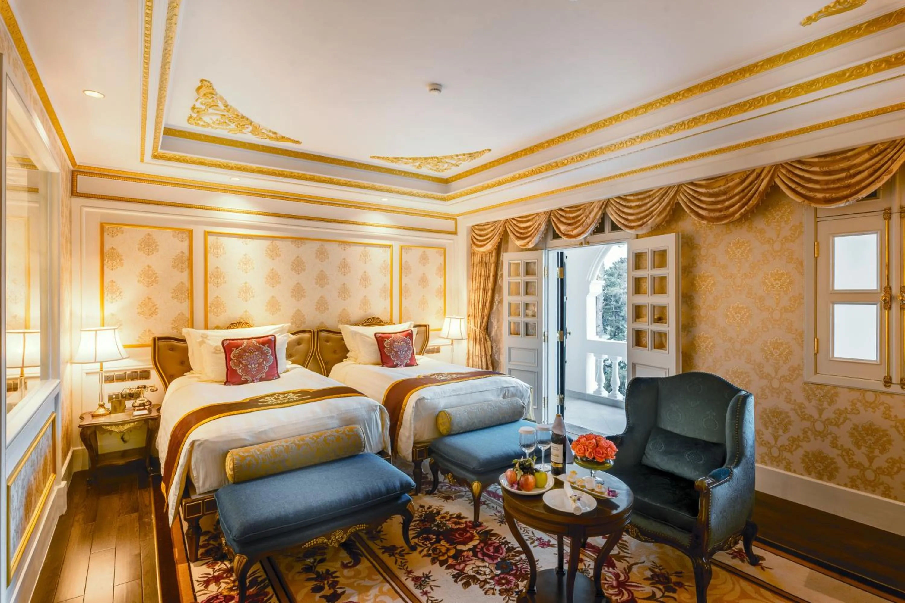 Bed in Dalat Palace Heritage Hotel