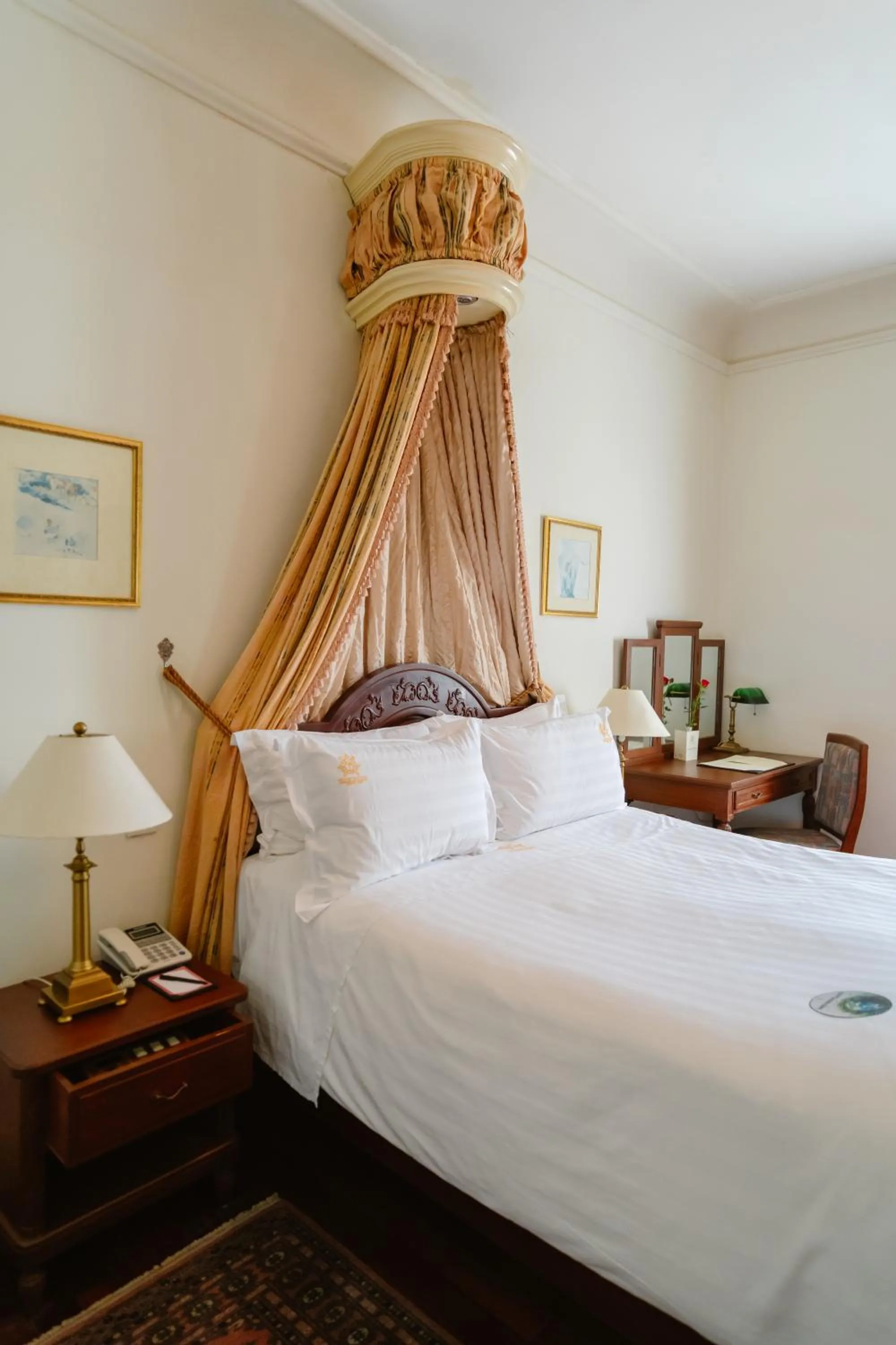 Bed in Dalat Palace Heritage Hotel