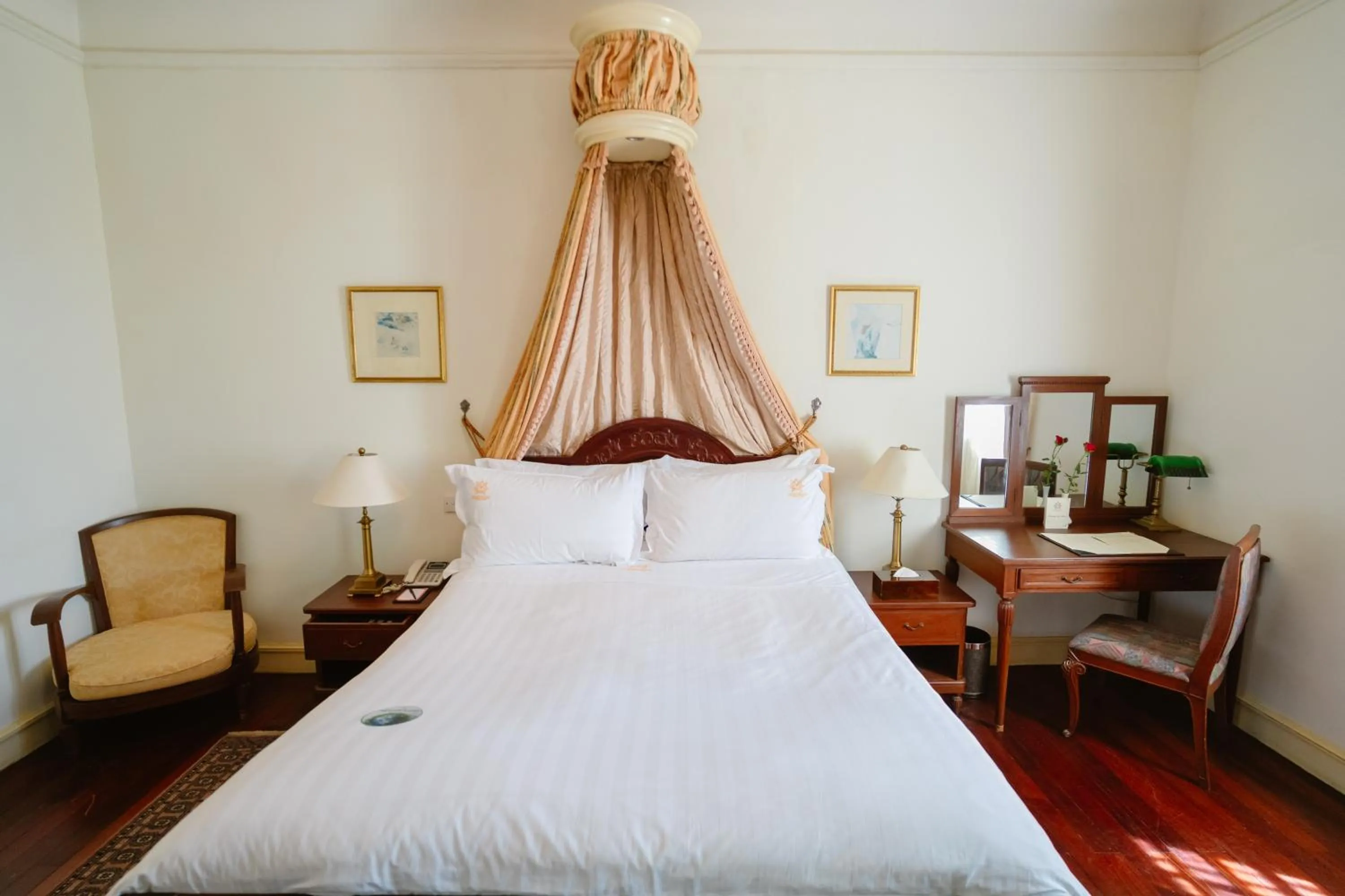 Bed in Dalat Palace Heritage Hotel