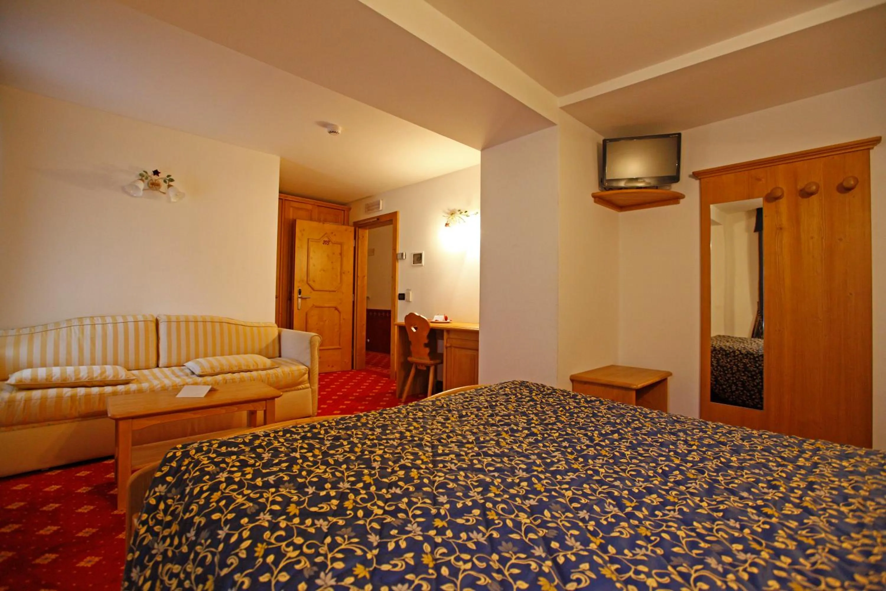 Bedroom, Bed in Hotel Il Maniero