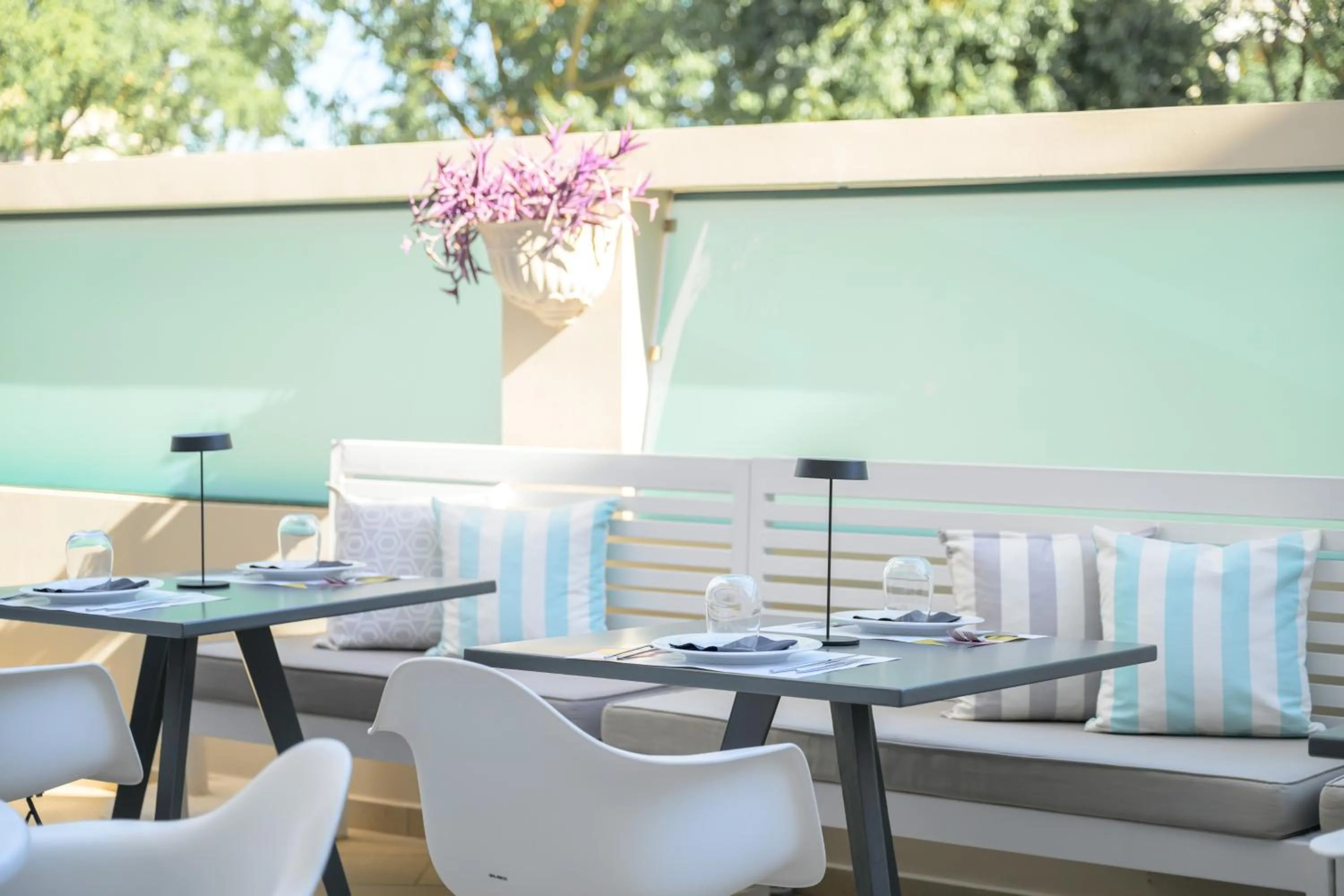 Restaurant/places to eat in Thomais Boutique Hotel