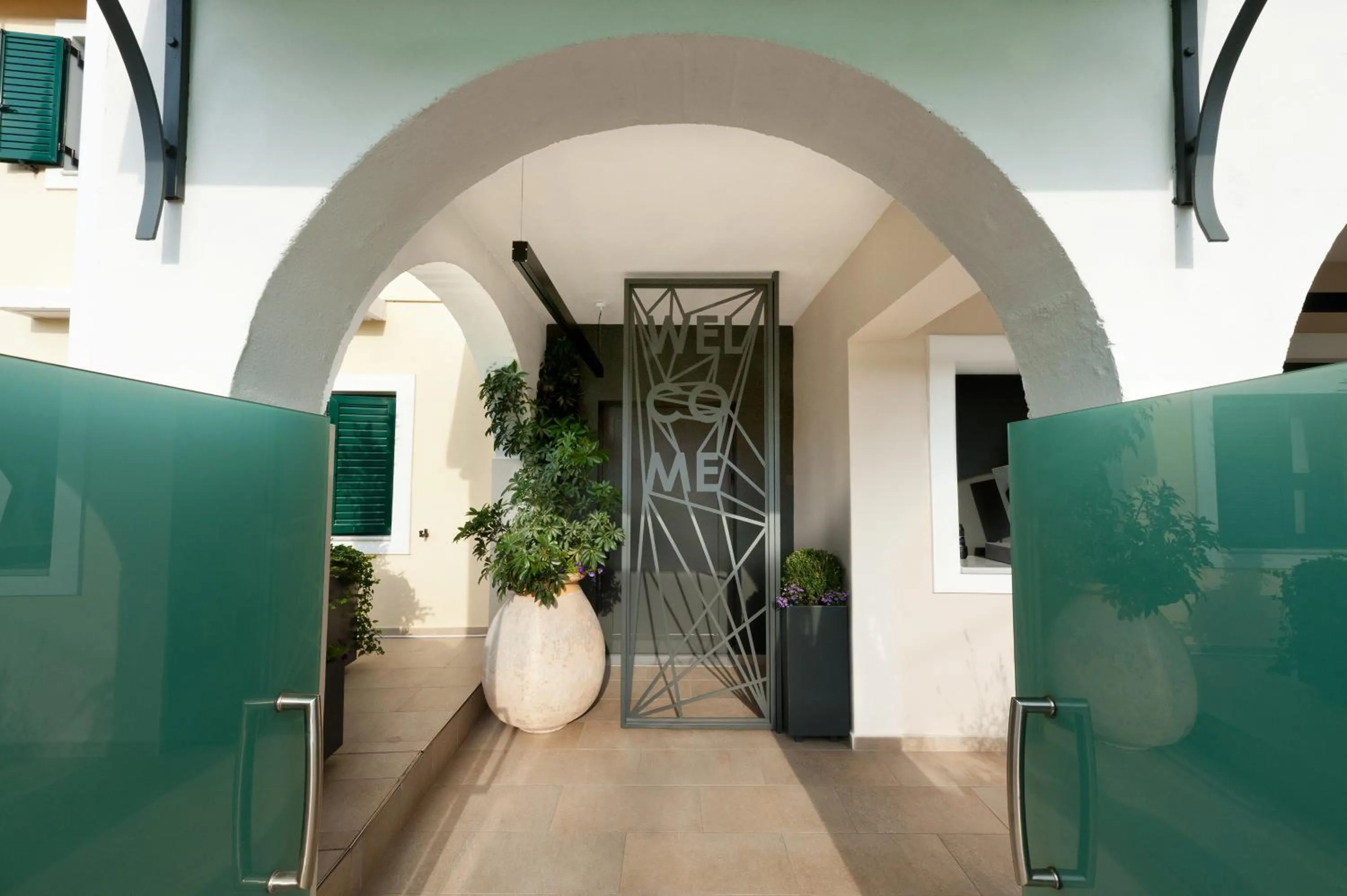 Facade/entrance in Thomais Boutique Hotel