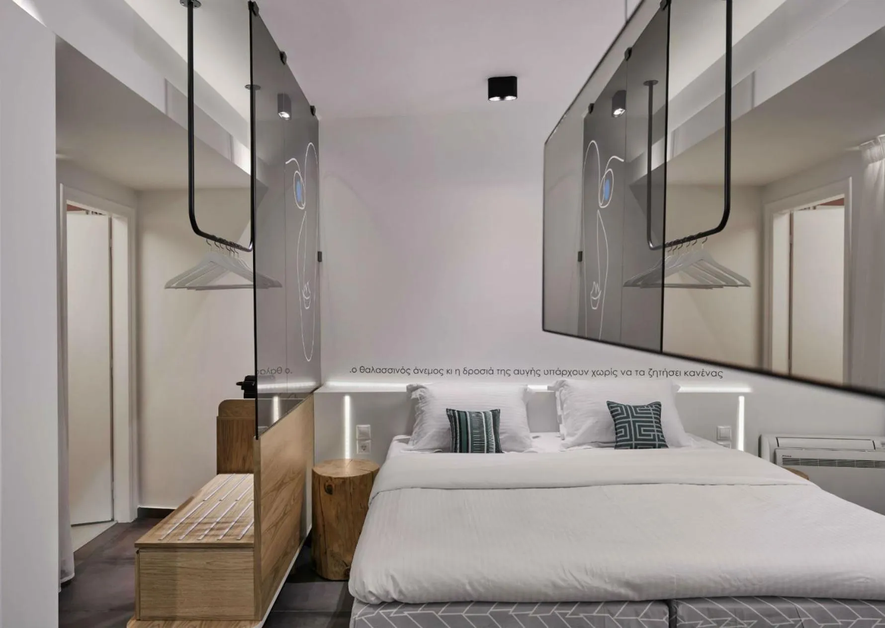 Decorative detail, Bed in Thomais Boutique Hotel