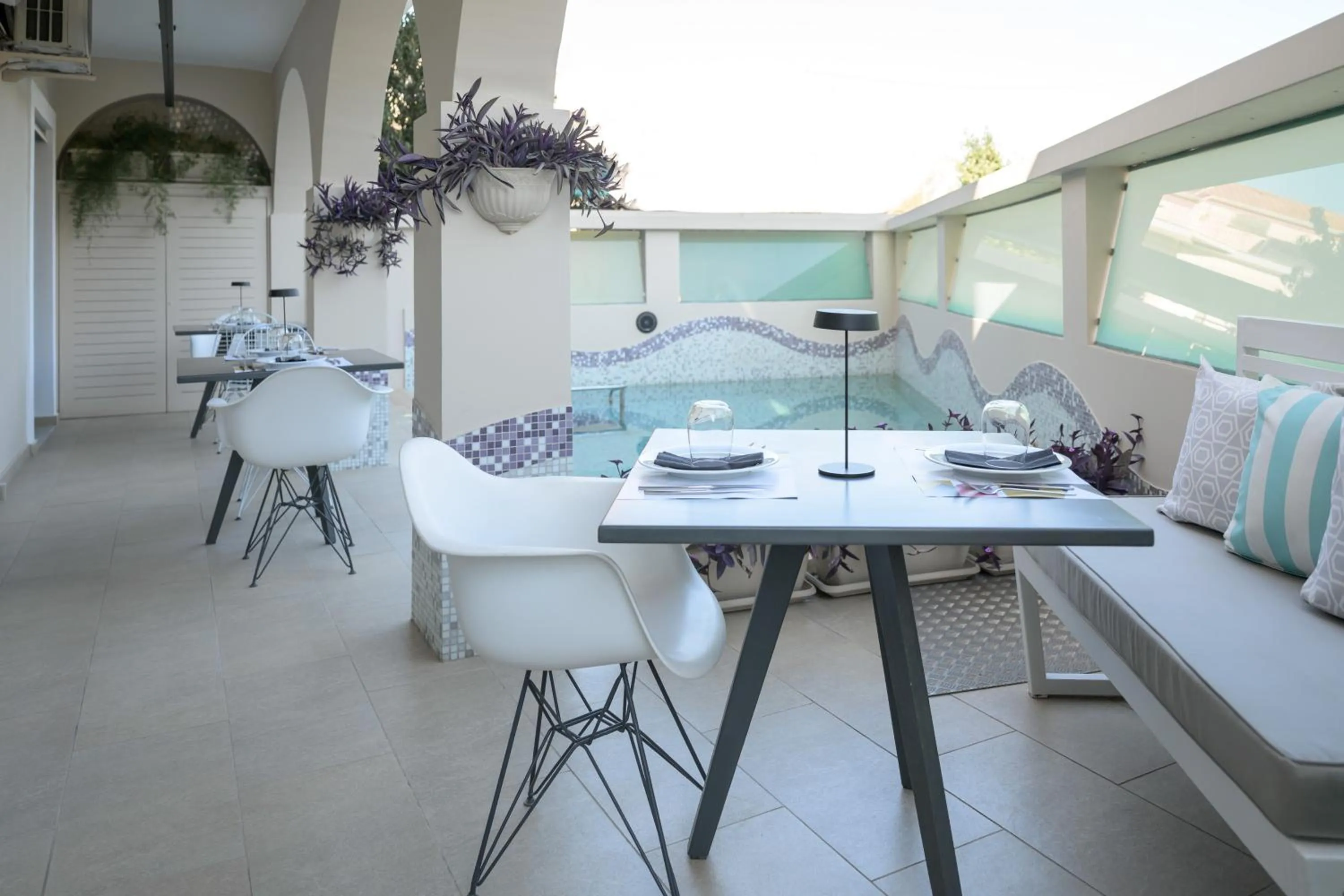 Restaurant/places to eat in Thomais Boutique Hotel