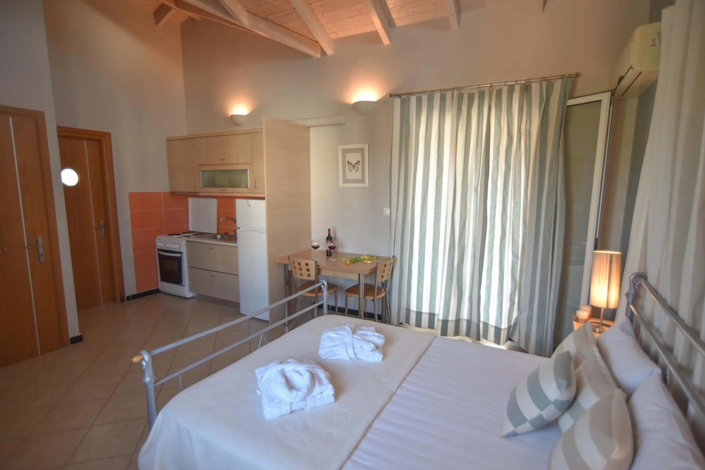 Photo of the whole room, Bed in Villa Theodora