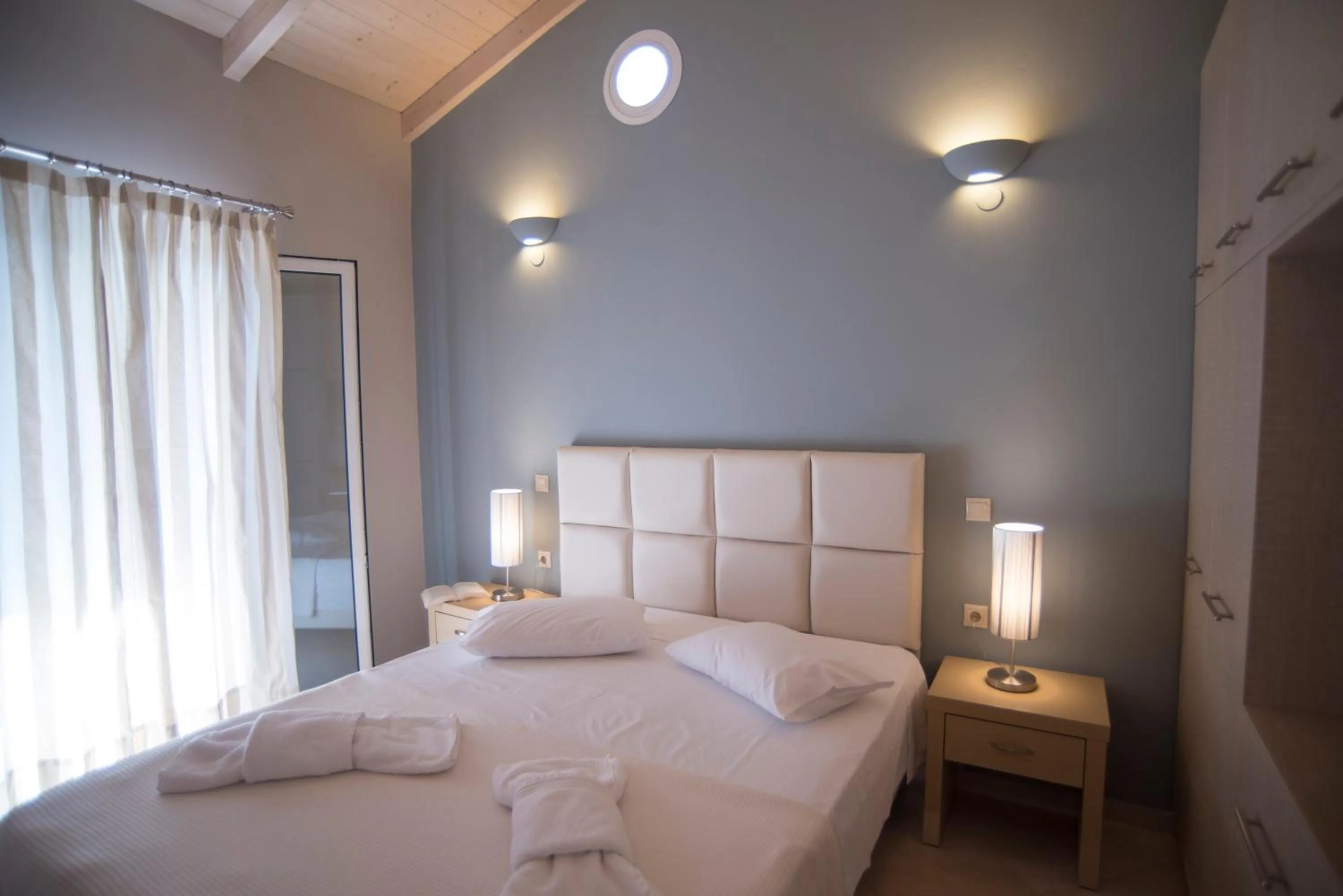 Photo of the whole room, Bed in Villa Theodora