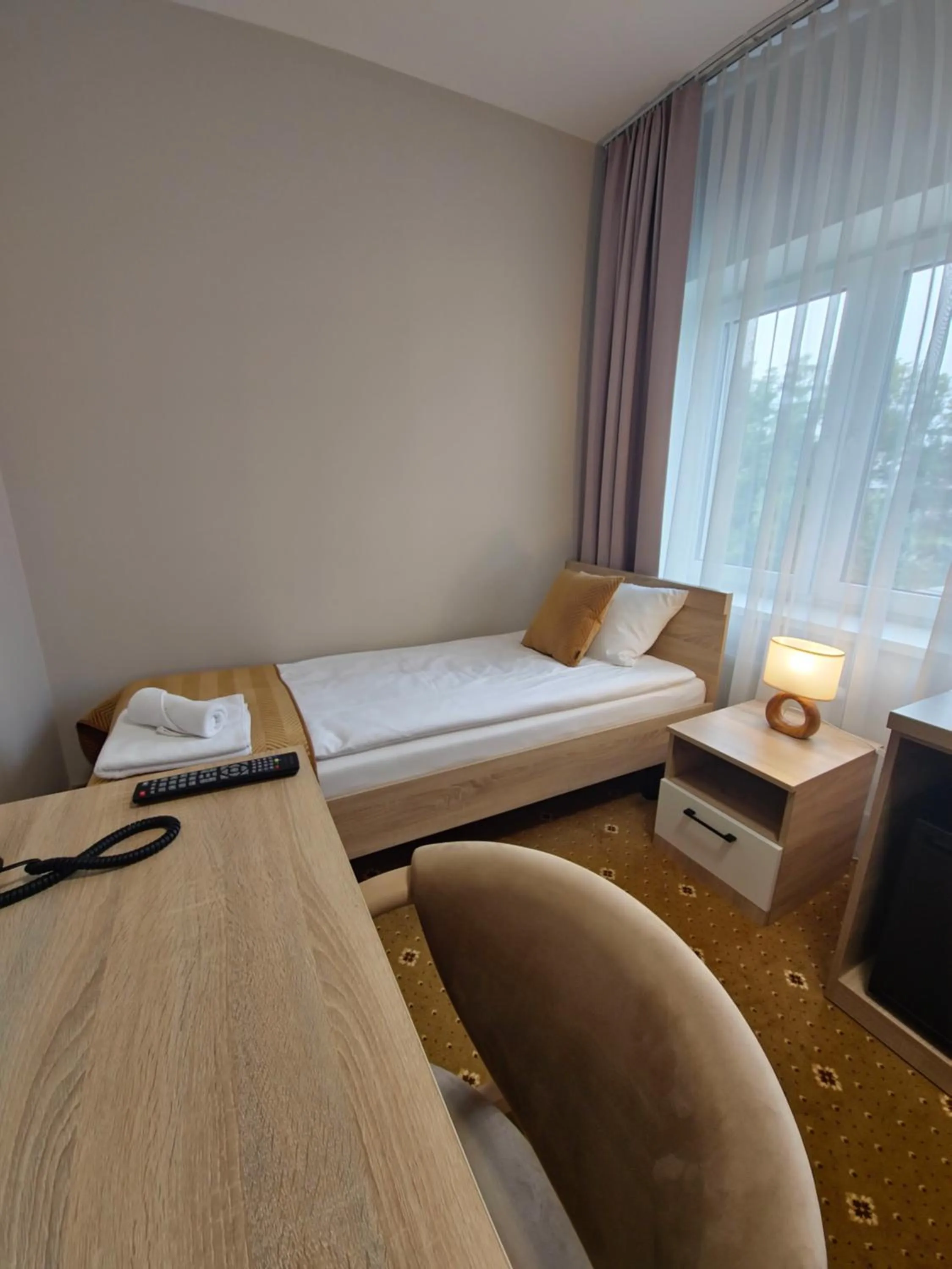 Photo of the whole room, Bed in Hotel Avangarda