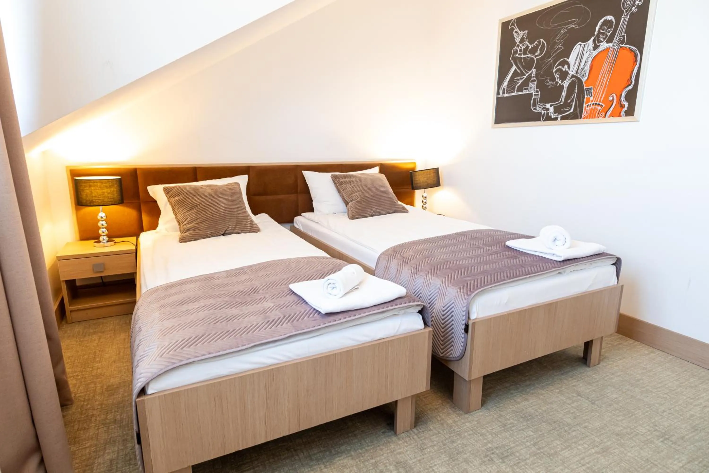 Bedroom, Bed in Hotel Avangarda