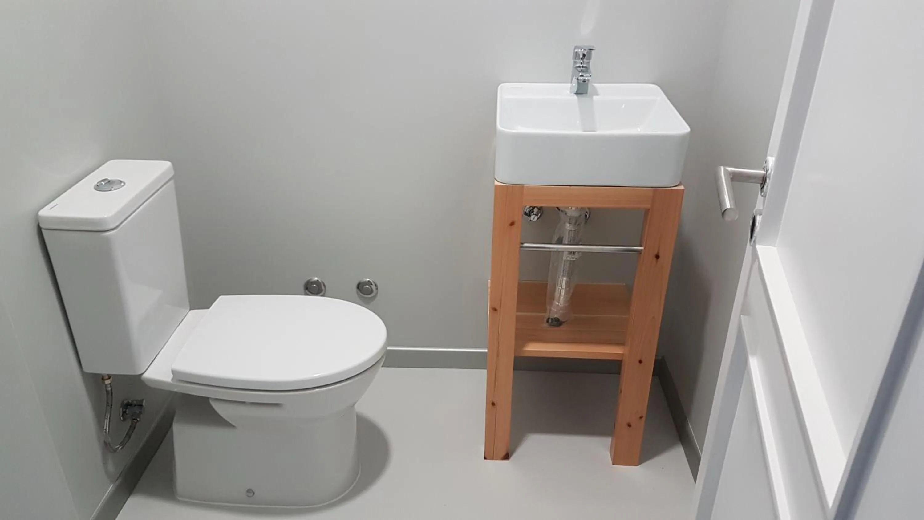 Bathroom in City's Hostel Ponta Delgada