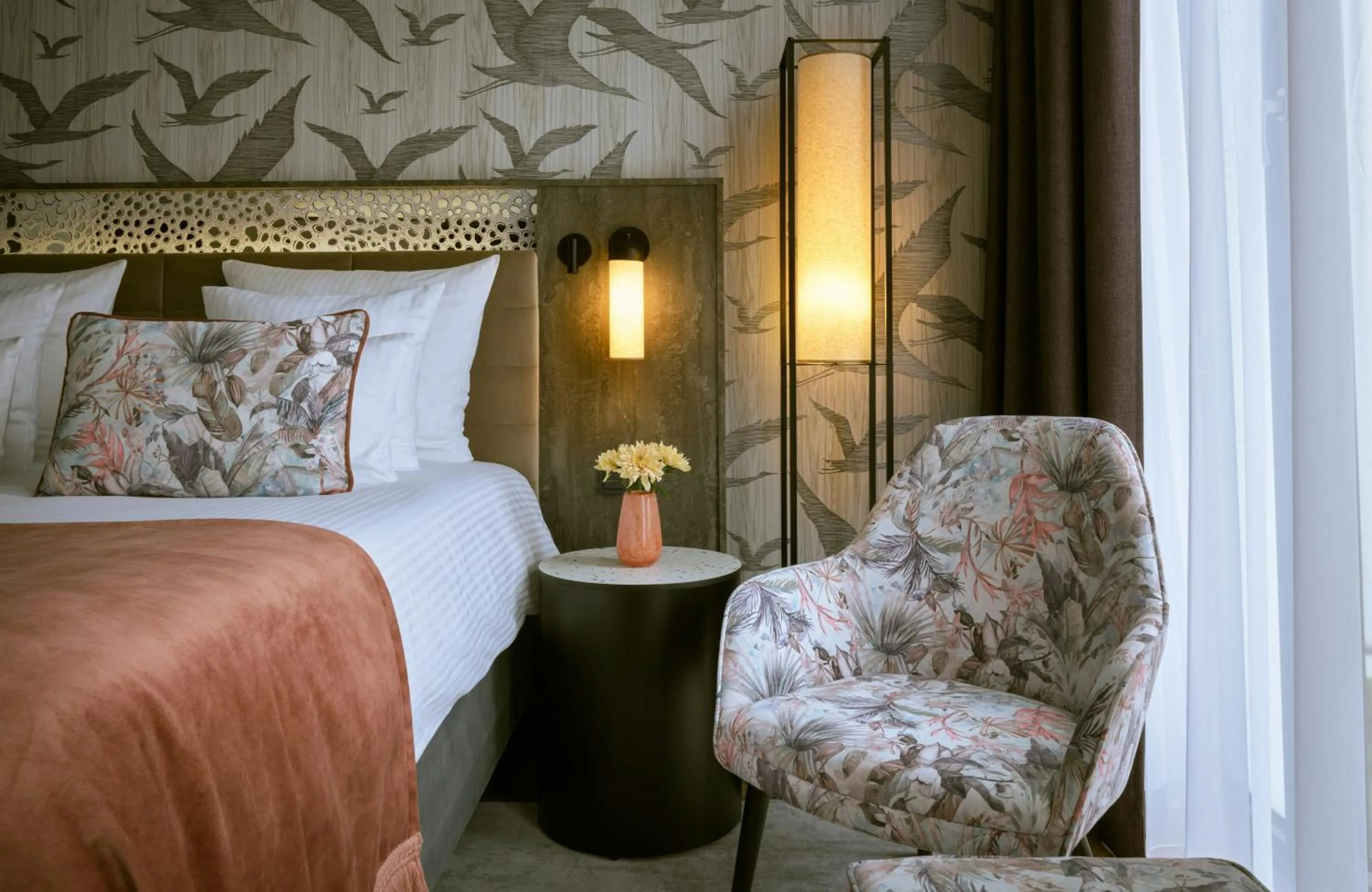 Photo of the whole room, Bed in Leonardo Royal Hotel Munich