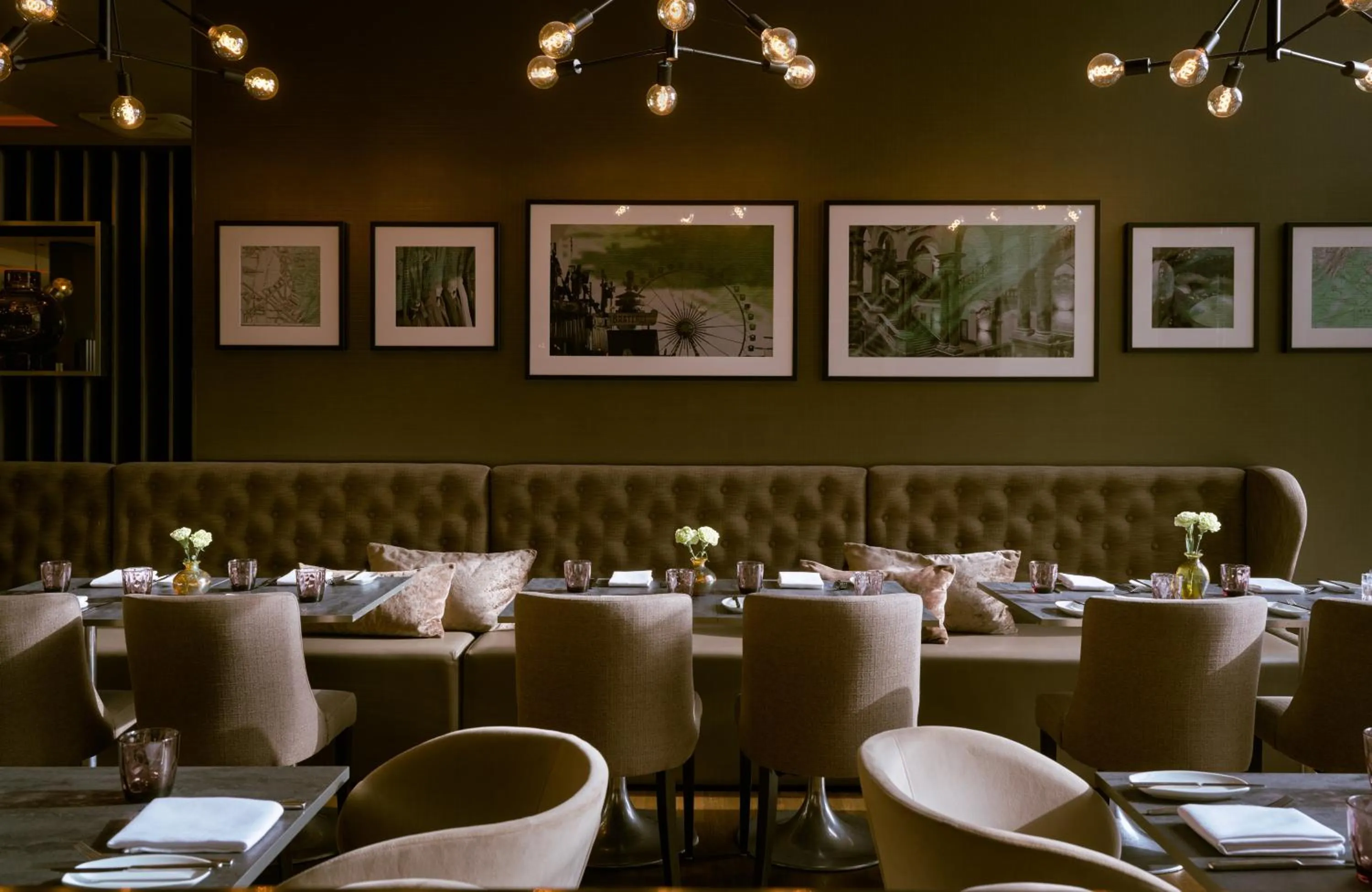 Restaurant/places to eat in Leonardo Royal Hotel Munich