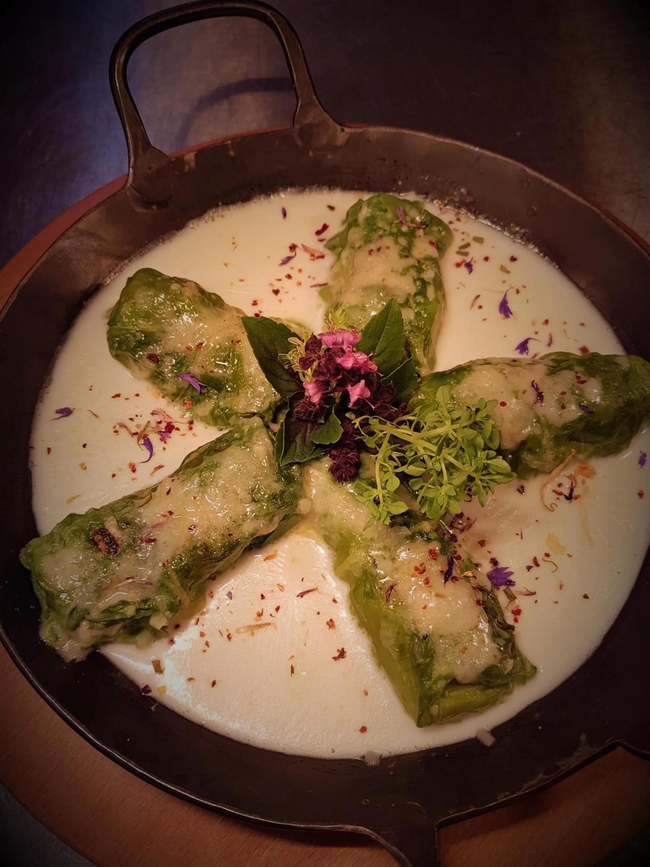 Restaurant/places to eat in Gasthaus Alpina