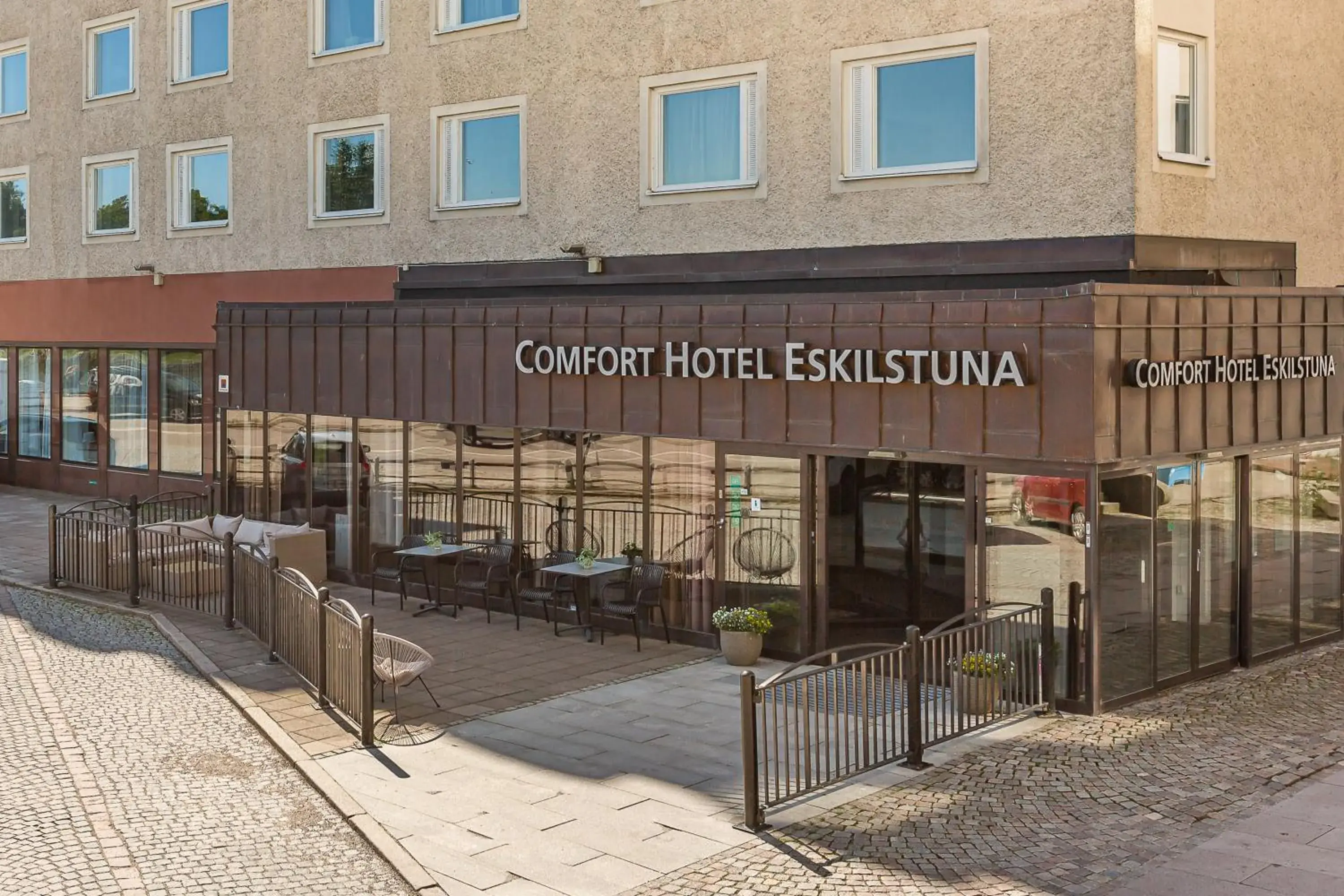 Facade/entrance in Comfort Hotel Eskilstuna Facade/entrance in Comfort Hotel Eskilstuna