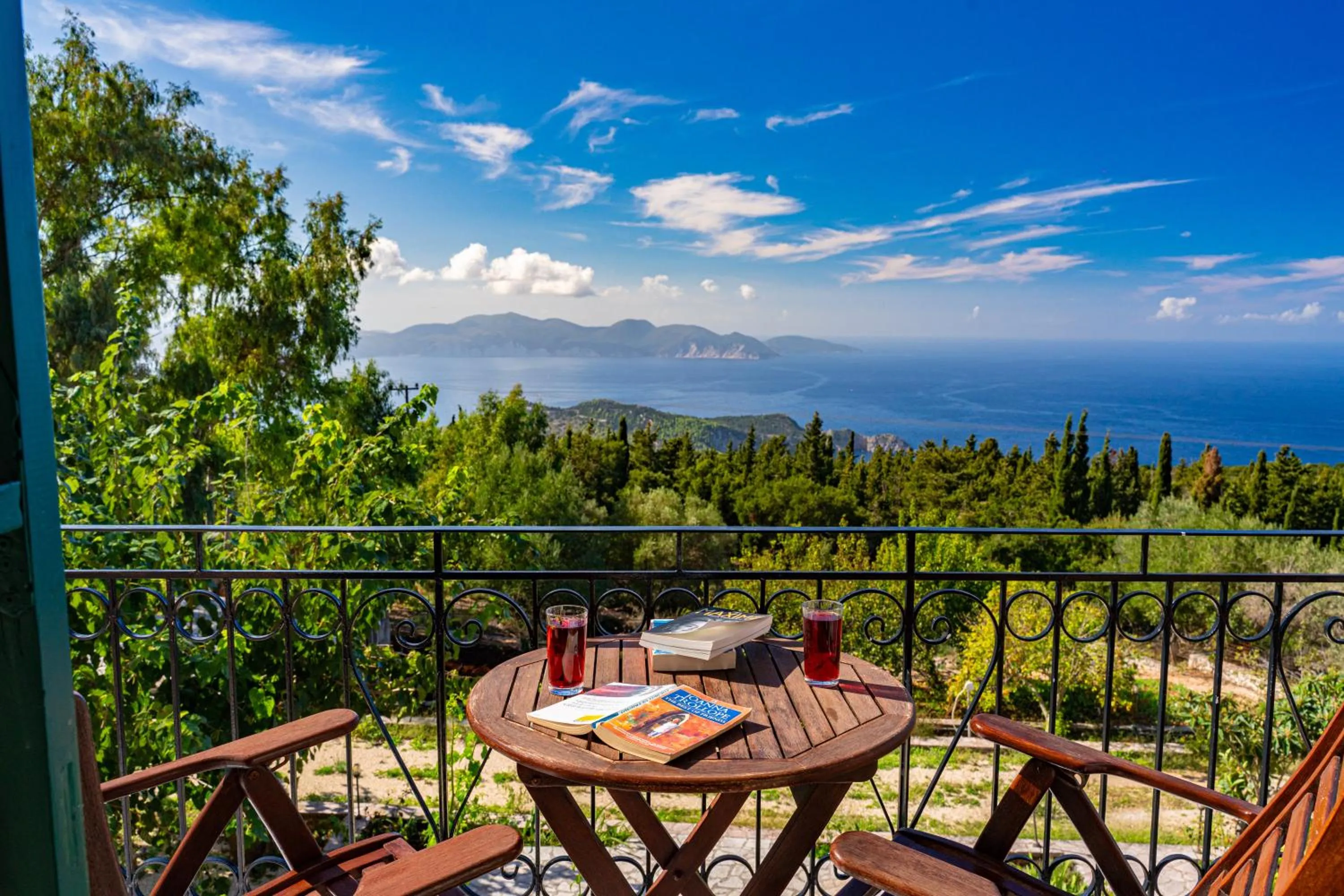 Balcony/Terrace in Panoramic Sunset