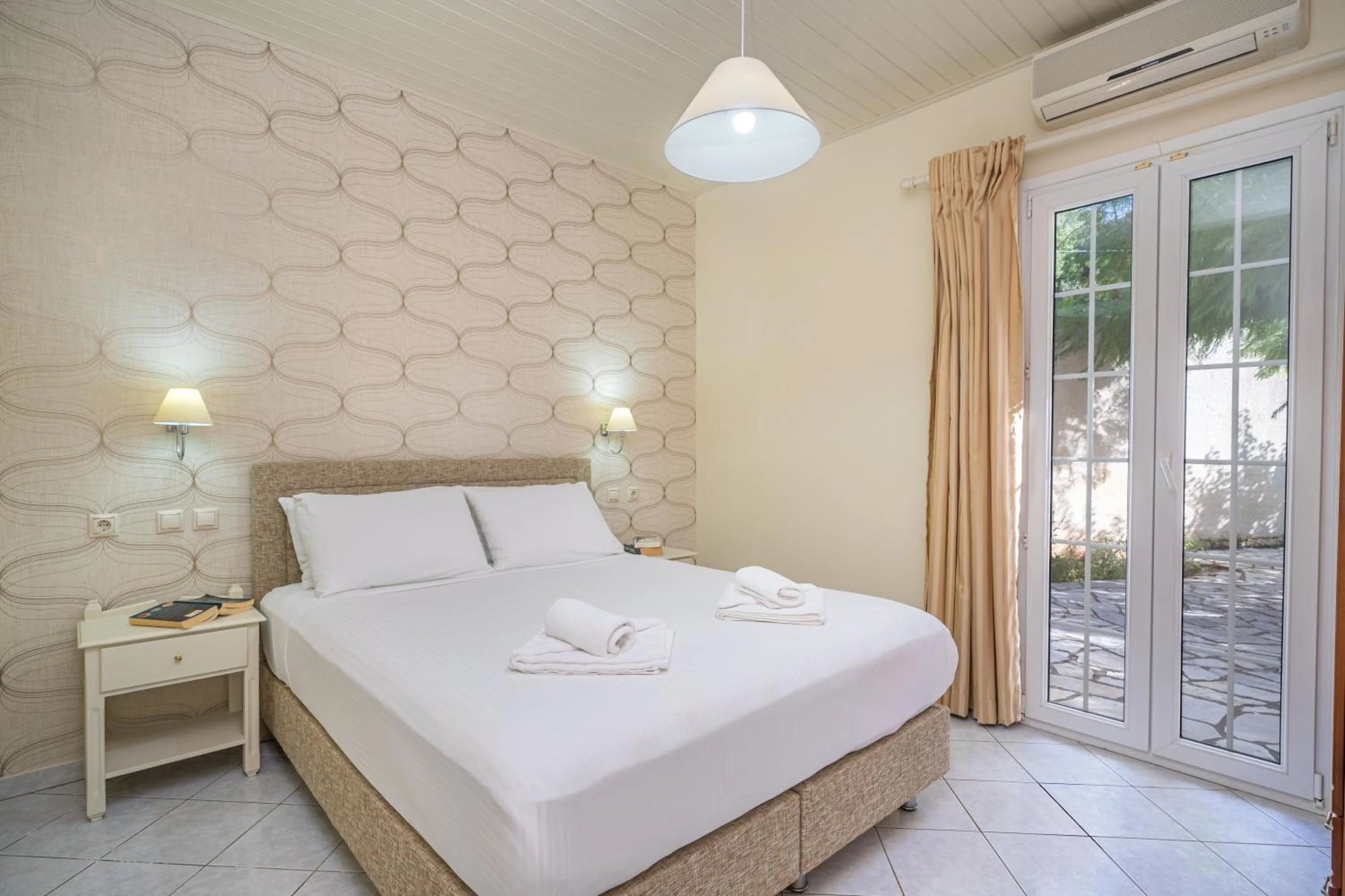 Bedroom in Panoramic Sunset