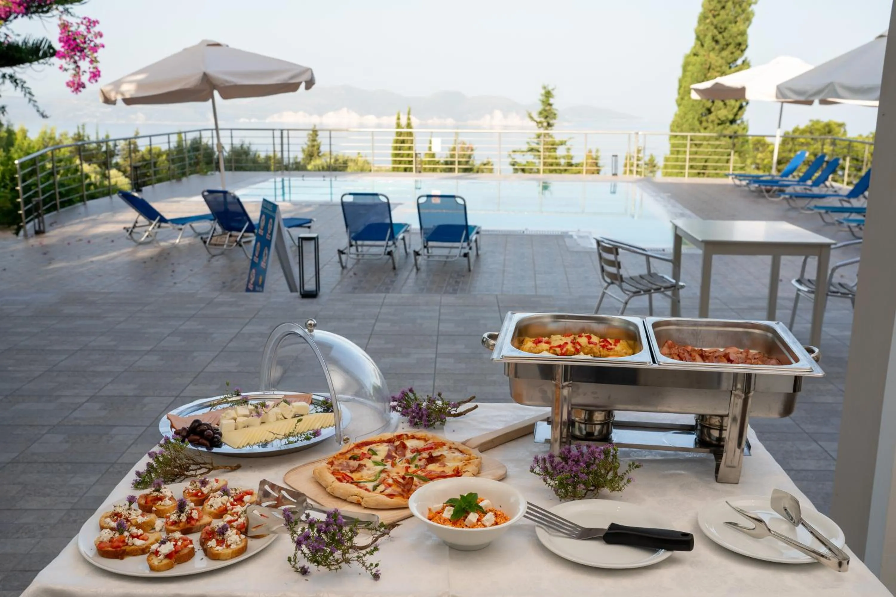 Buffet breakfast in Panoramic Sunset