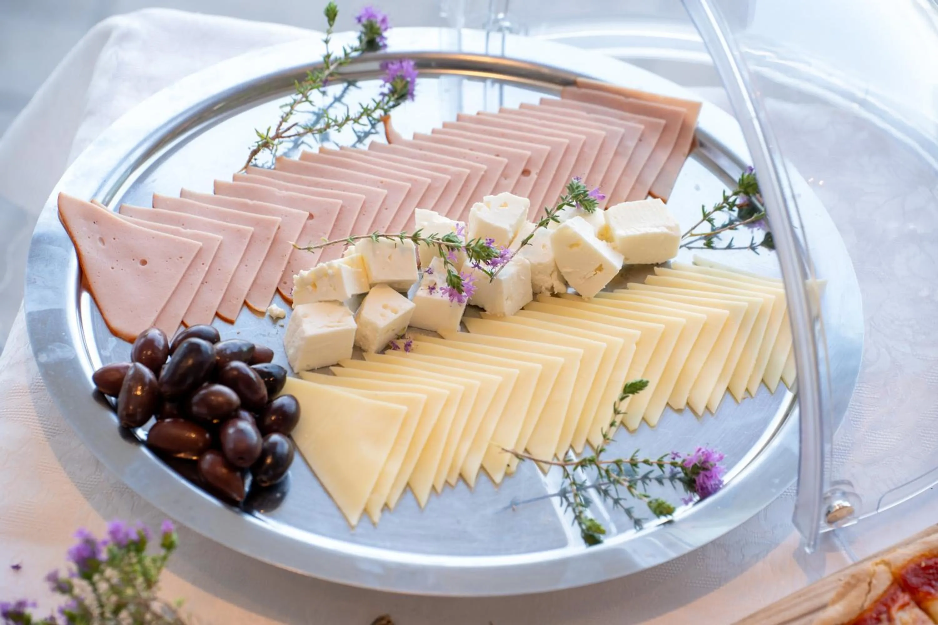 Buffet breakfast in Panoramic Sunset