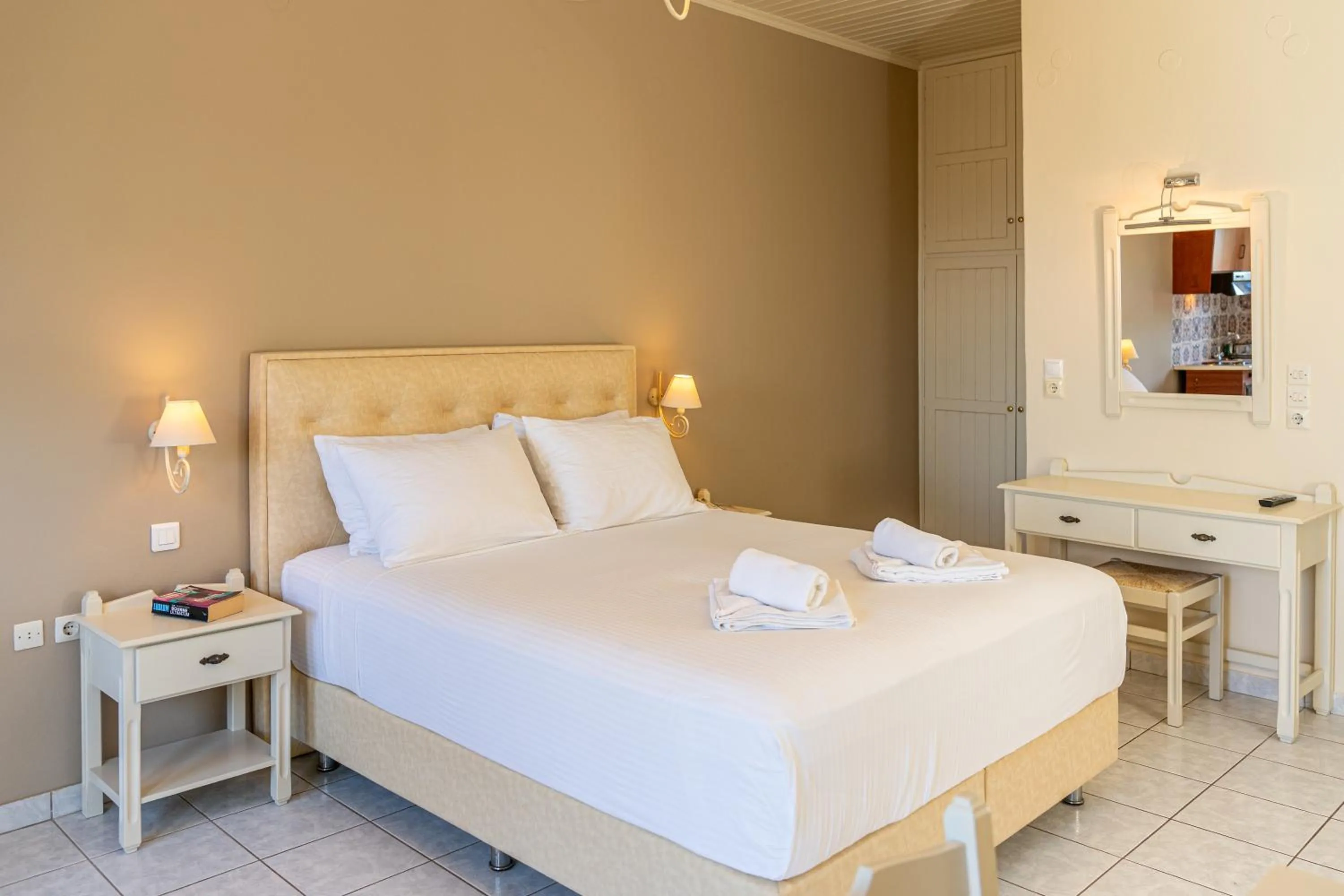 Bedroom in Panoramic Sunset