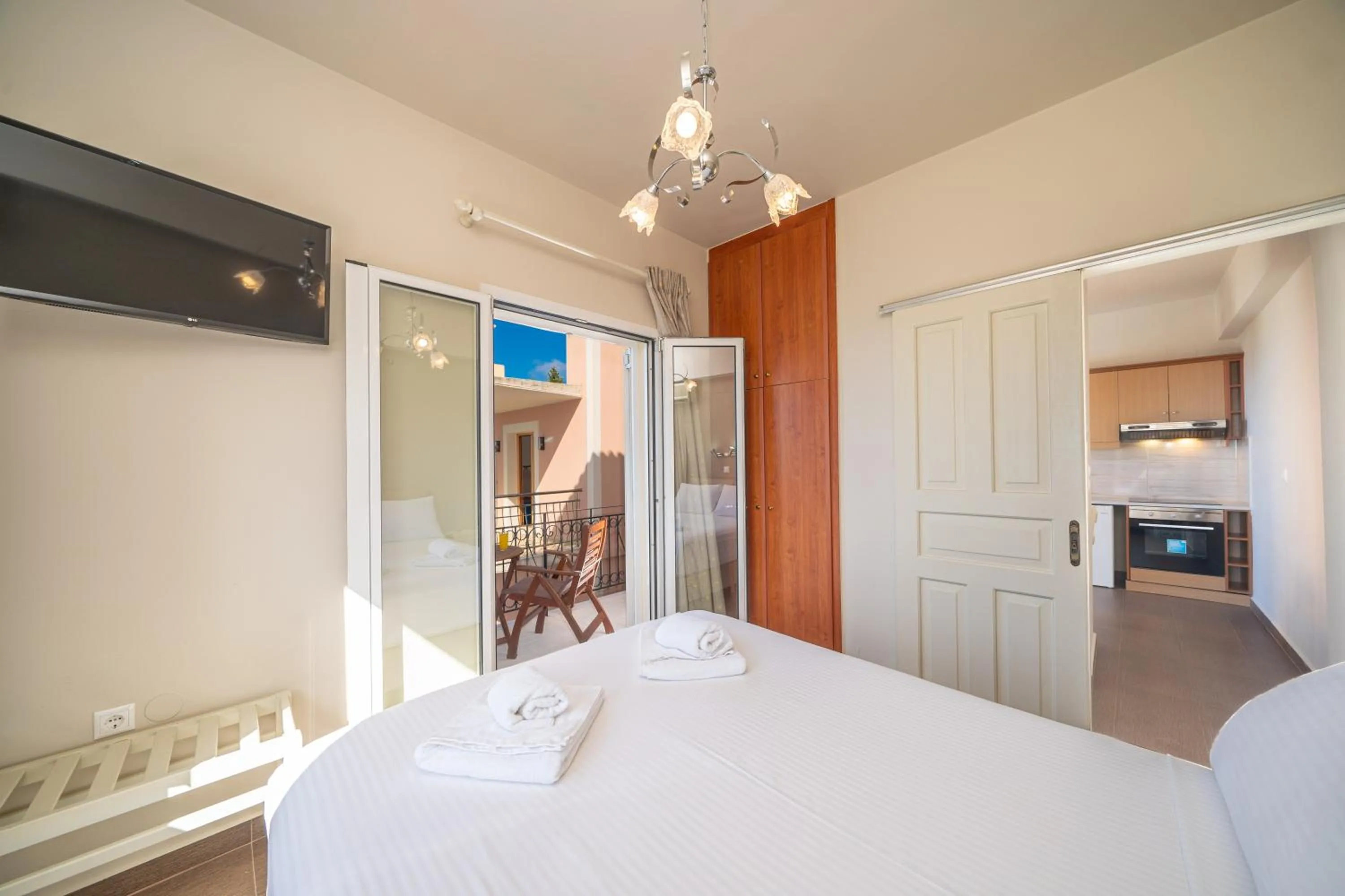 Bedroom in Panoramic Sunset